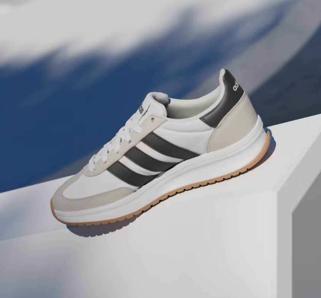 Size 7-Adidas Run 70s 2.0 Juniors White/black/grey (JI2266)
