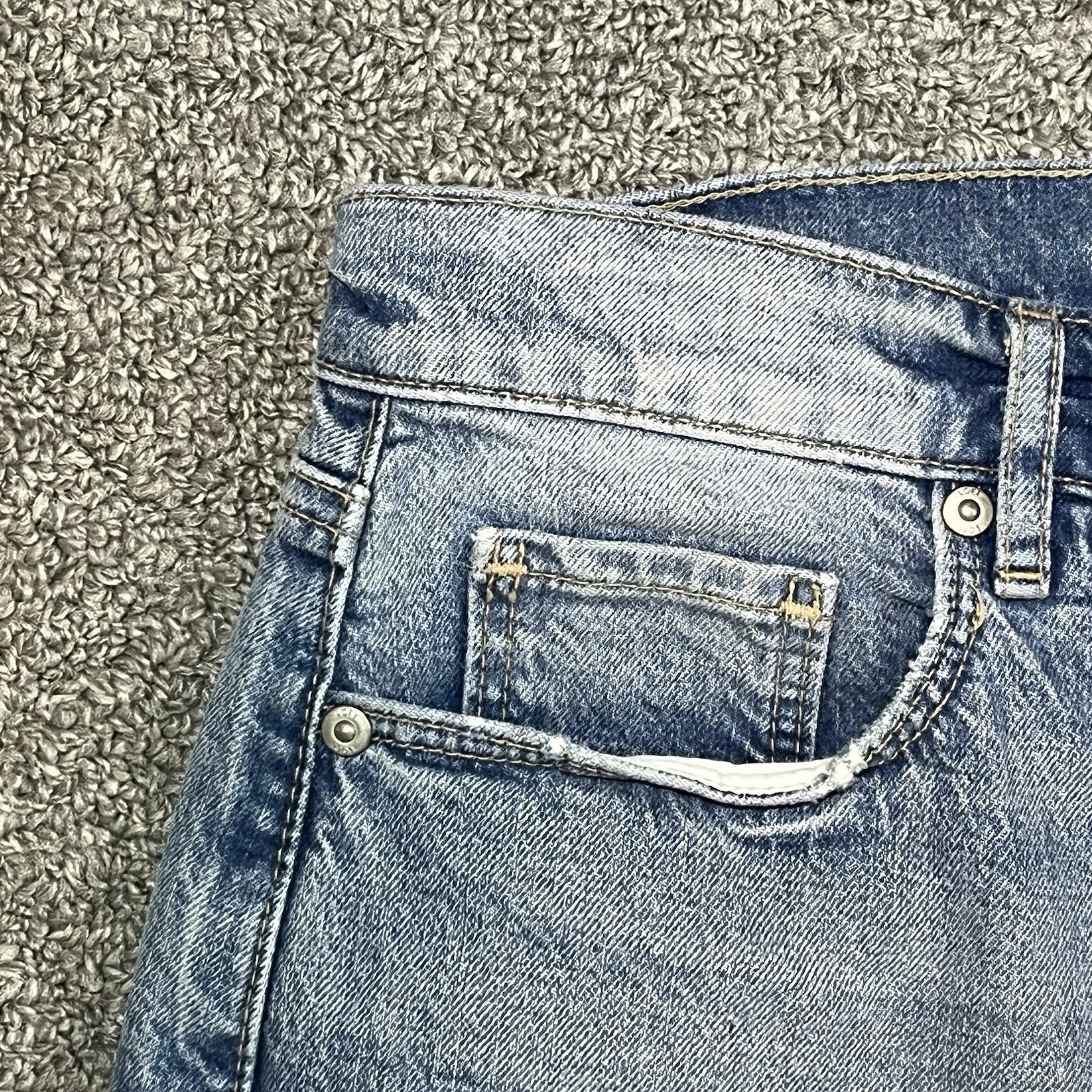LOFT The Straight Crop Jeans Size 26/2 Blue Denim Distressed Fringe Frayed Hems