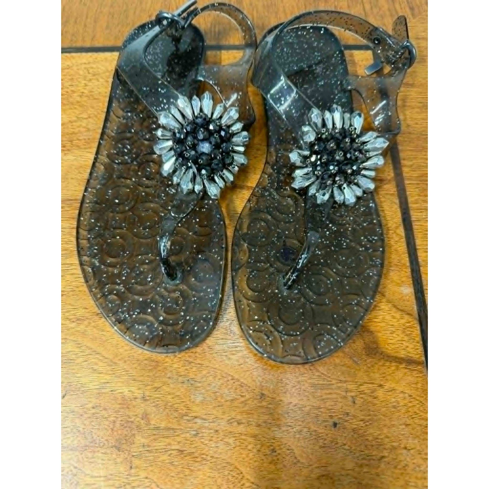 Coach Hilda Womens 8B Smoke Grey Jelly Sandals Crystal Flower Thong Q1370