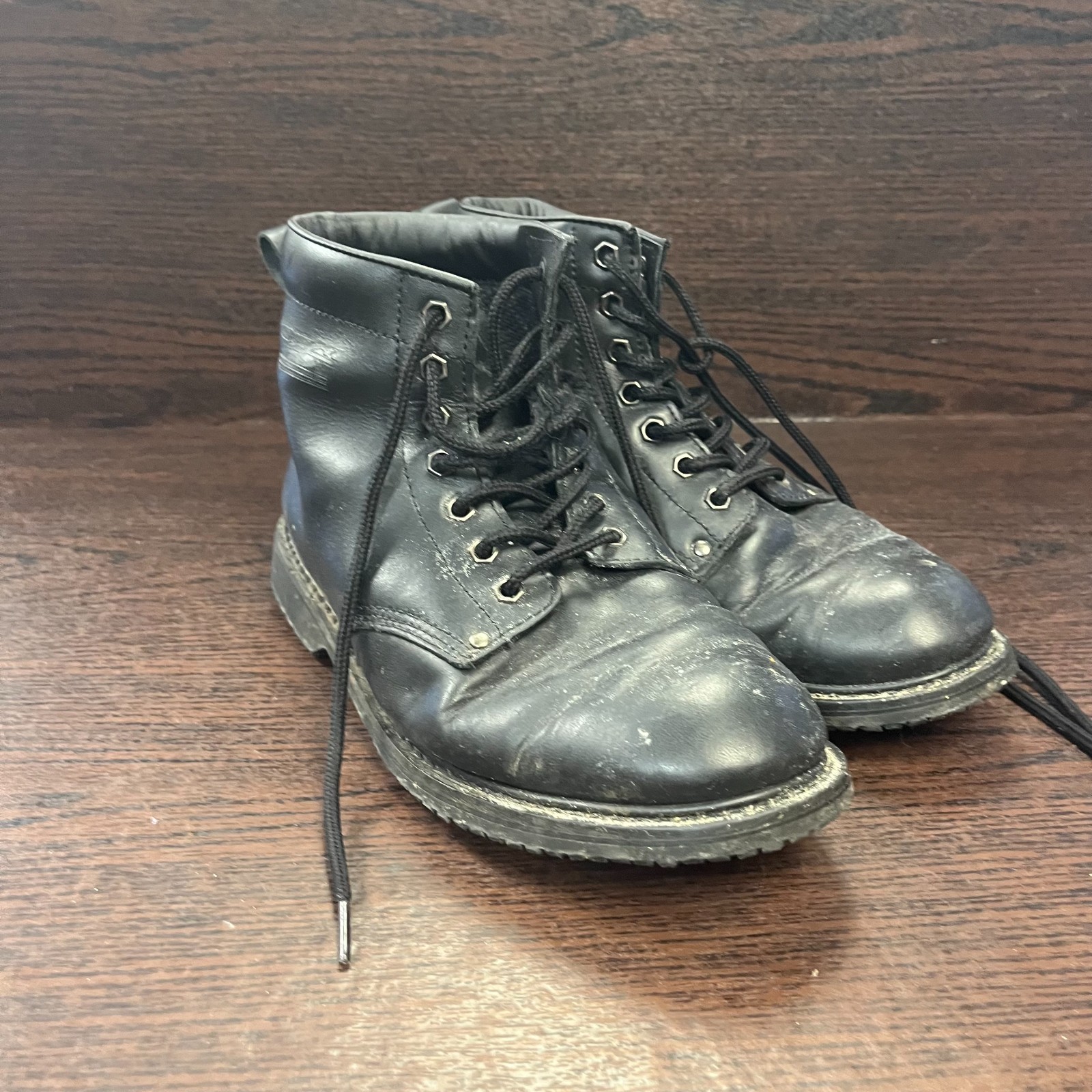 Shoes For Crews Men’s 8081 Work Boots Size 9 Black Leather Slip Resistant Safety