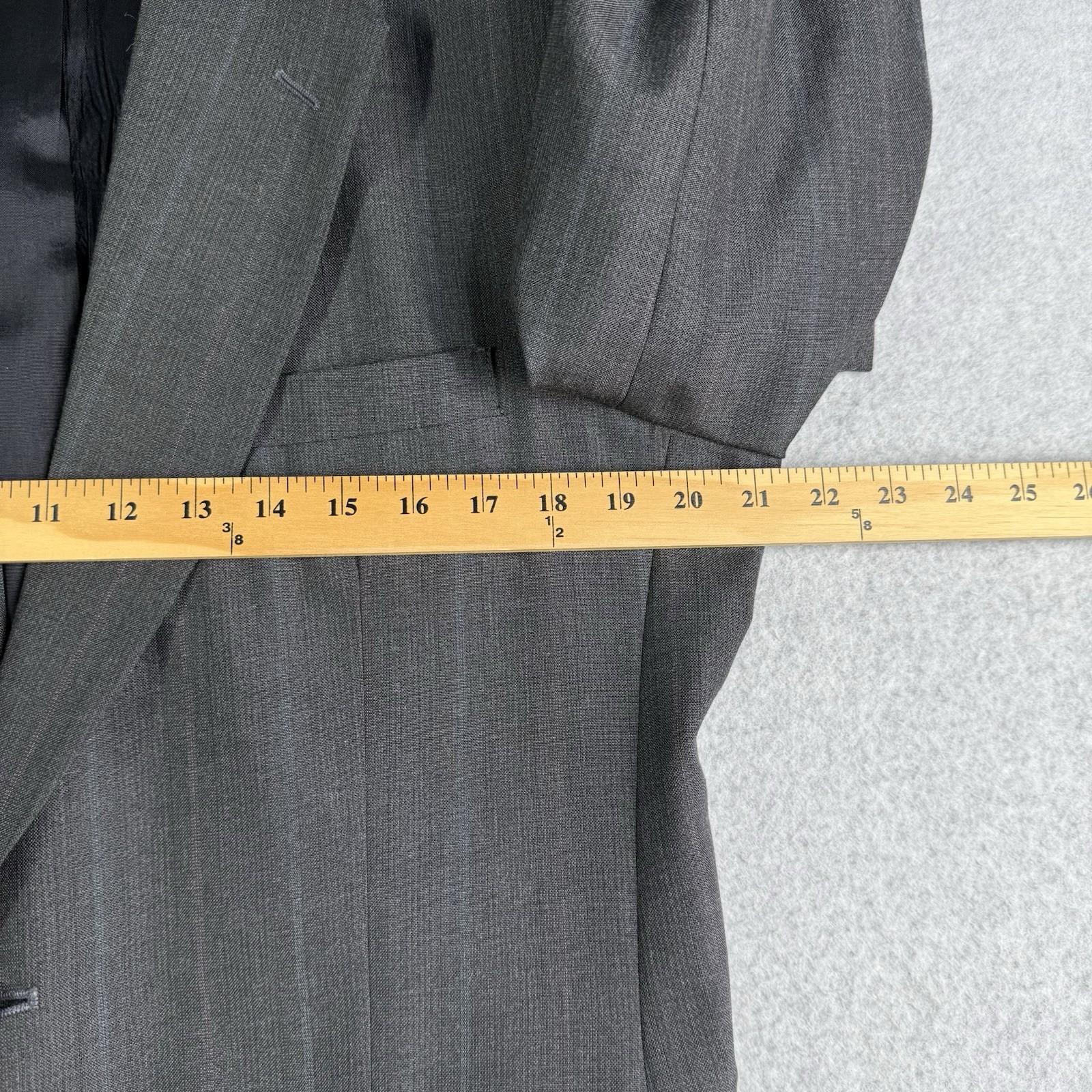 40R Towncraft Worsted Wool Blend Suit 2-Piece Men’s Charcoal Striped 34Wx30L