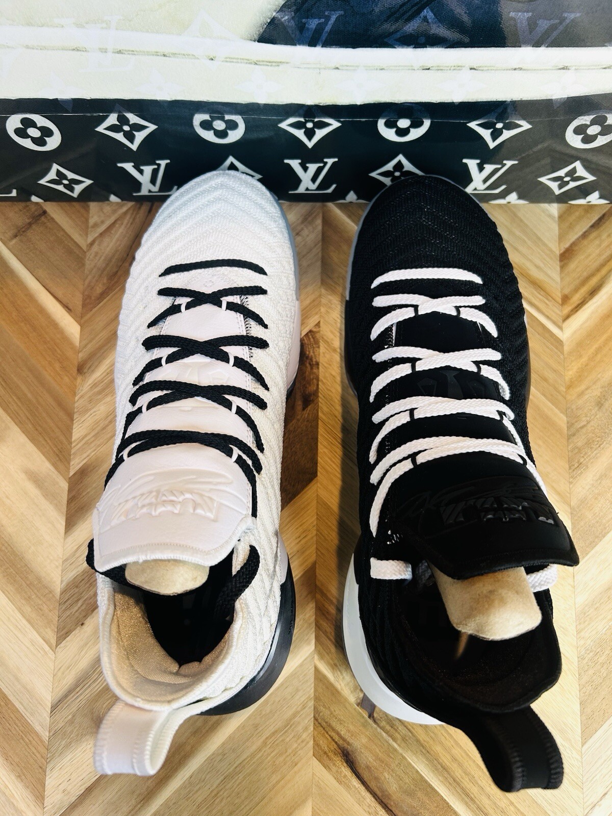 2 Pairs NIKE LEBRON XVI 16 BHM EQUALITY Home And Away Men’s 12 BQ5969 100 101