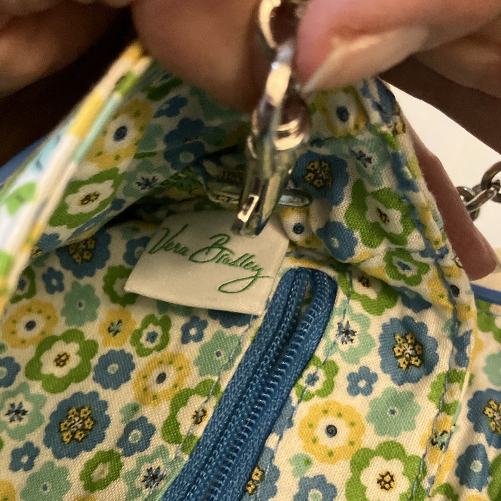 Vera Bradley Floral Quilted Shoulder Bag Purse w/ Detachable Silver Chain Strap