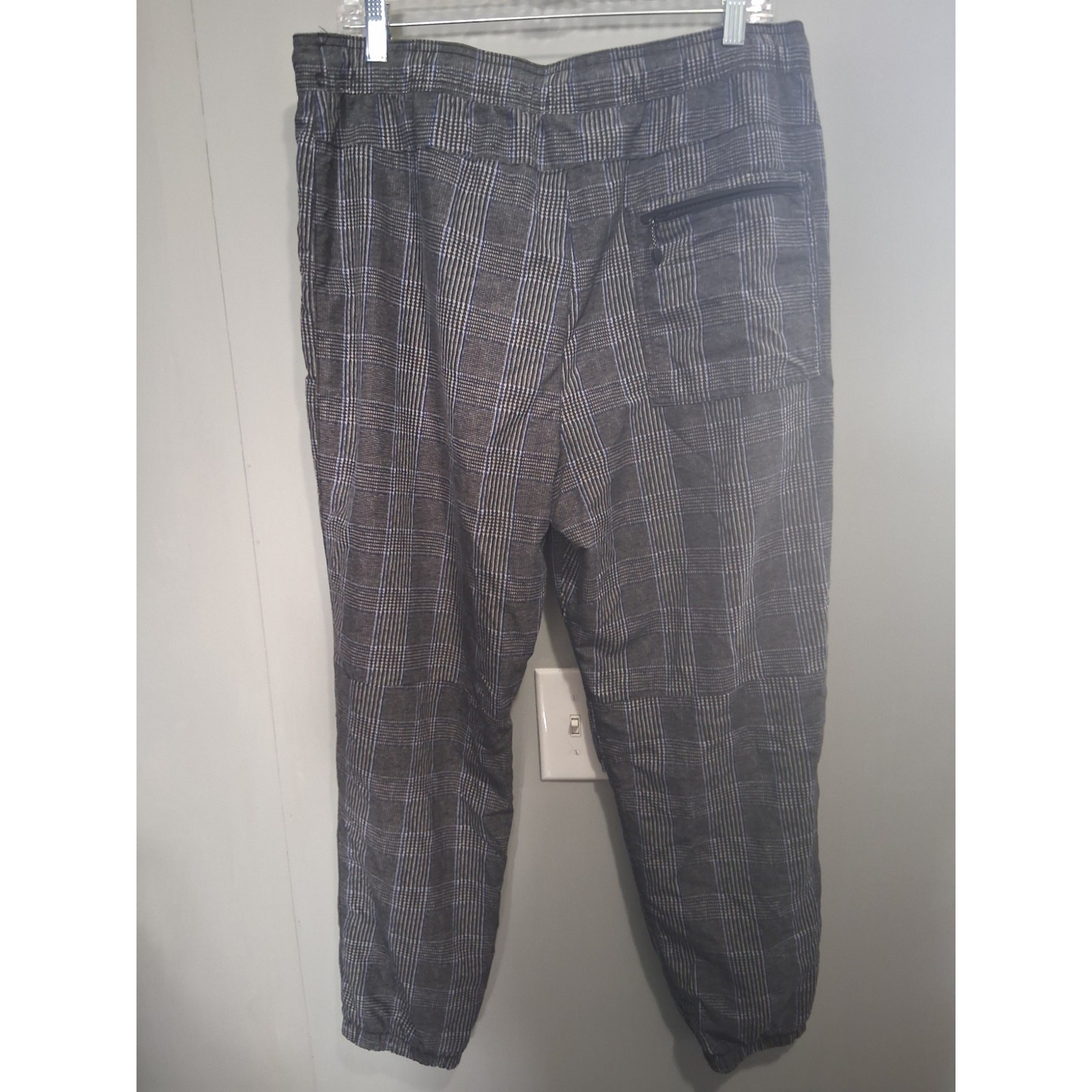 American Eagle Joggers Large Checkered Gray Casual Outdoor Active Unisex Pants