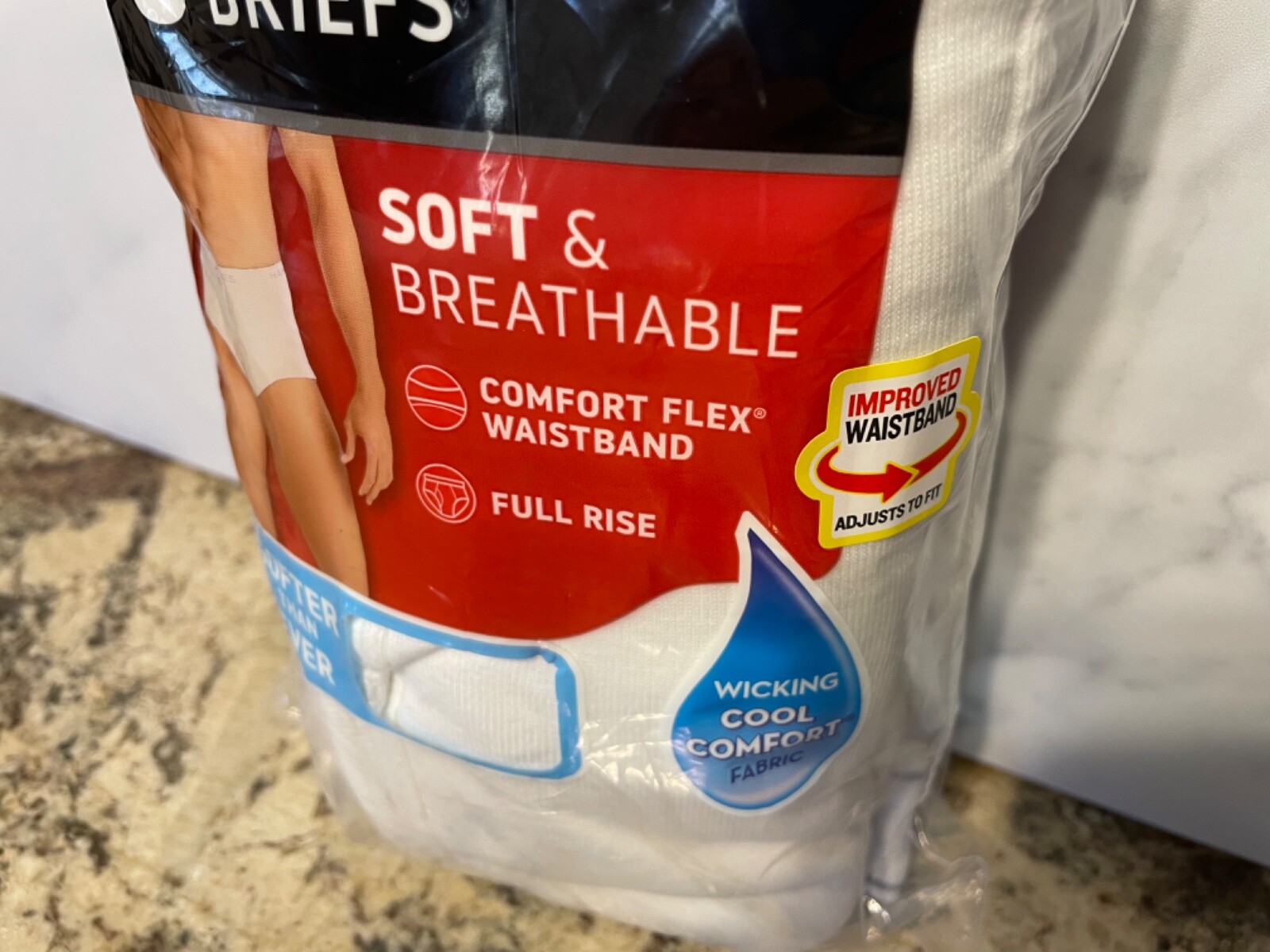 NEW 6 Pack Hanes Men’s Briefs Tagless White SZ. XL (40-42) Breathable Comfort