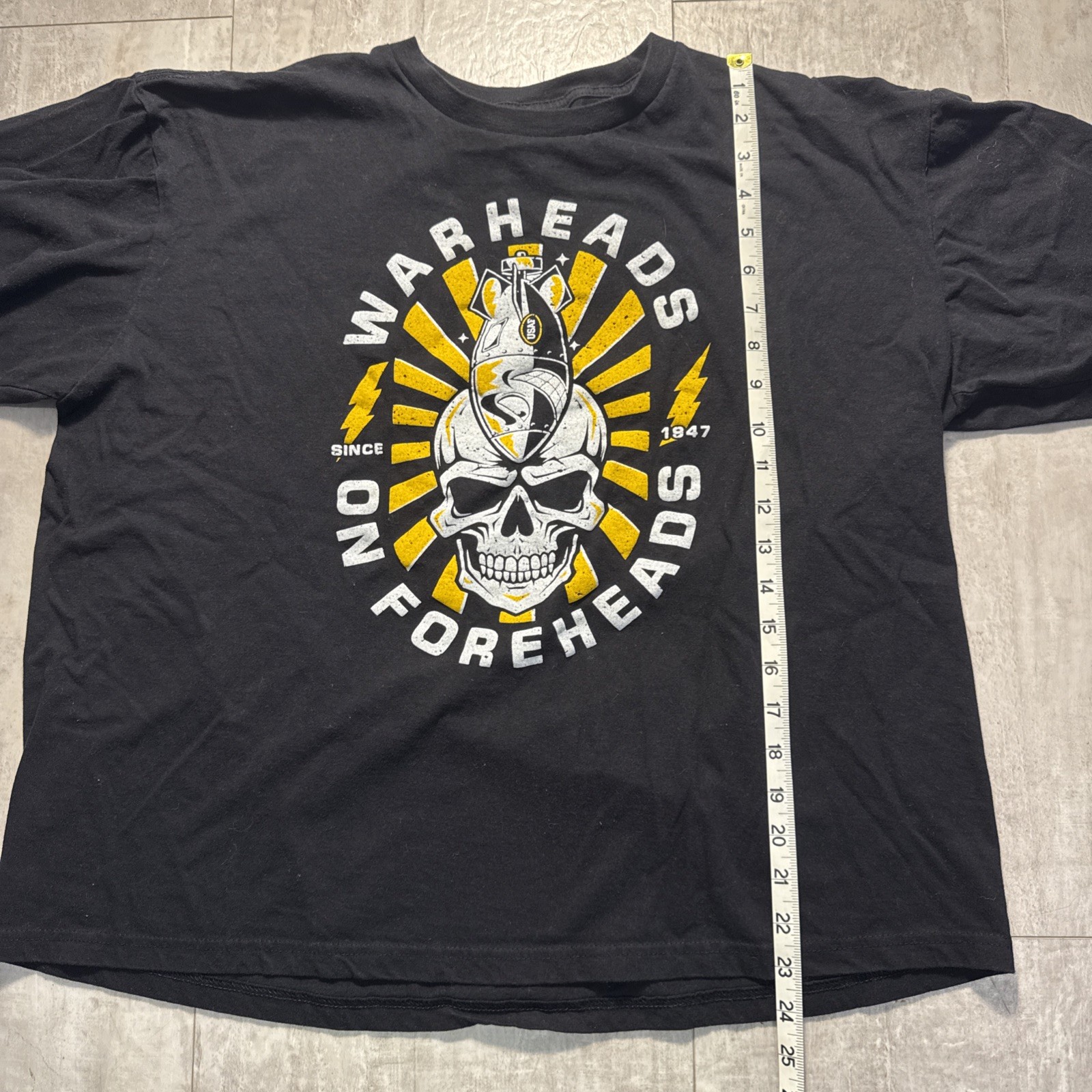 Warheads On Foreheads 2.0 Graphic T-Shirt Black Short Sleeve L/XL