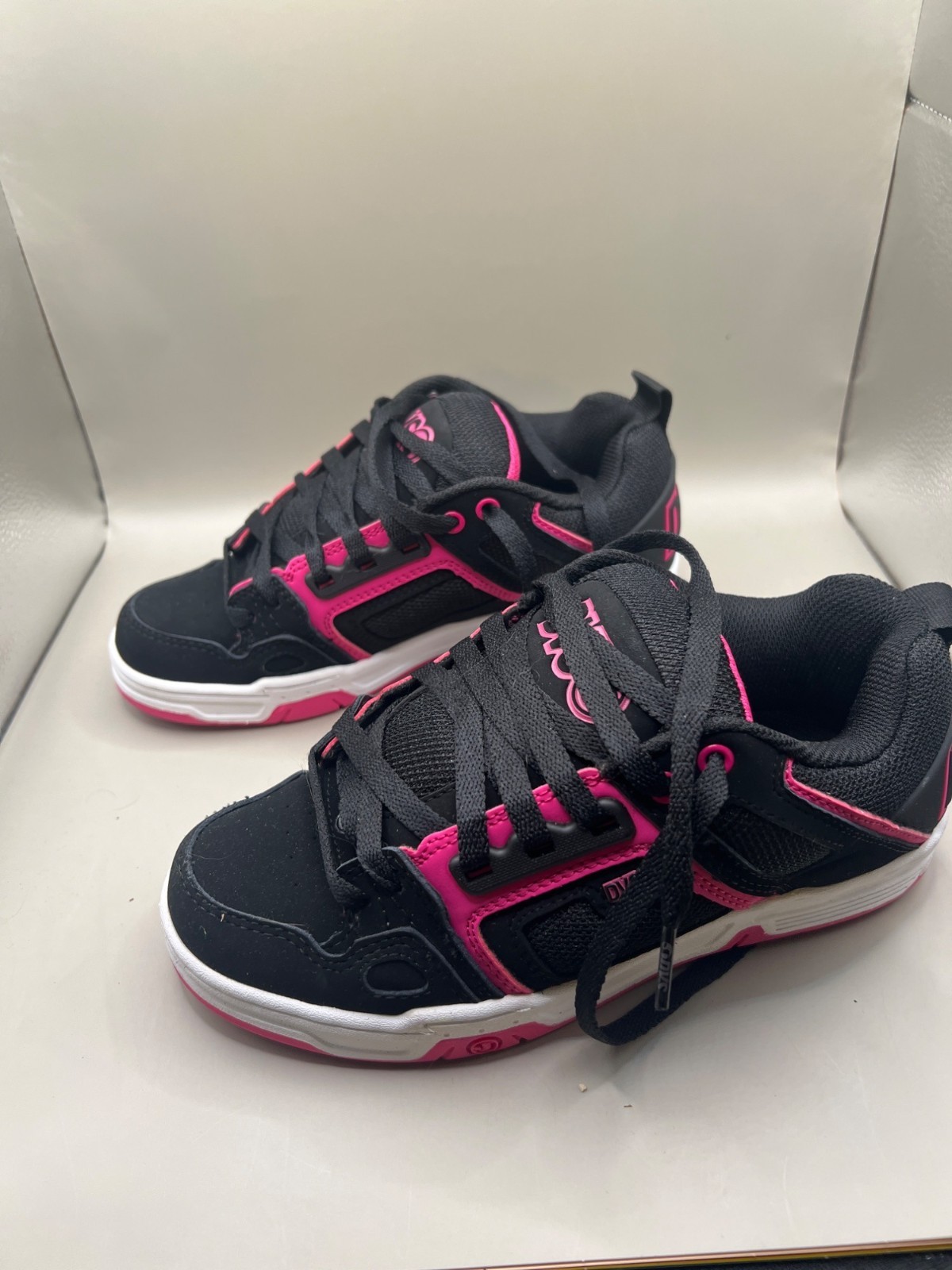 DVS Womens Comanche WOS Black & Pink Skate Shoes Size 6 US / 4.5 UK / 36.5 EU