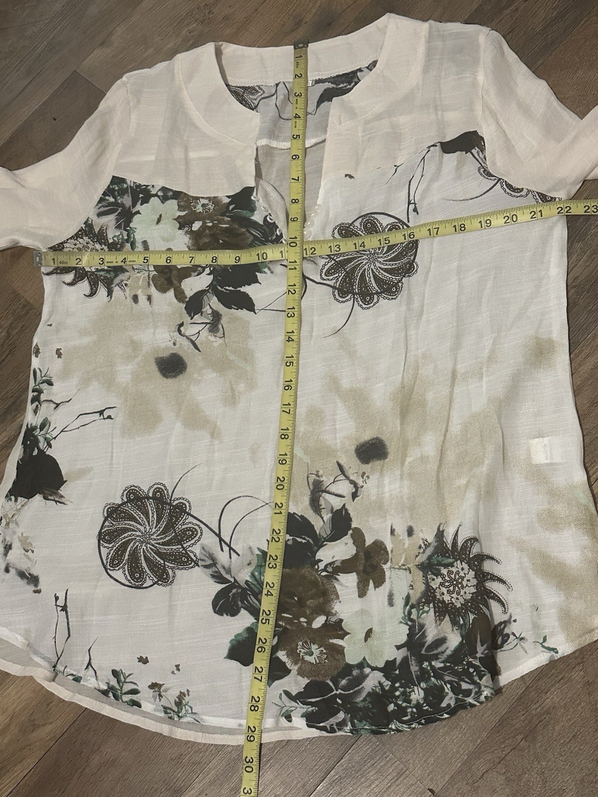 Woman Tunic / Top Semi Sheer Long Sleeves V Neck Floral XL