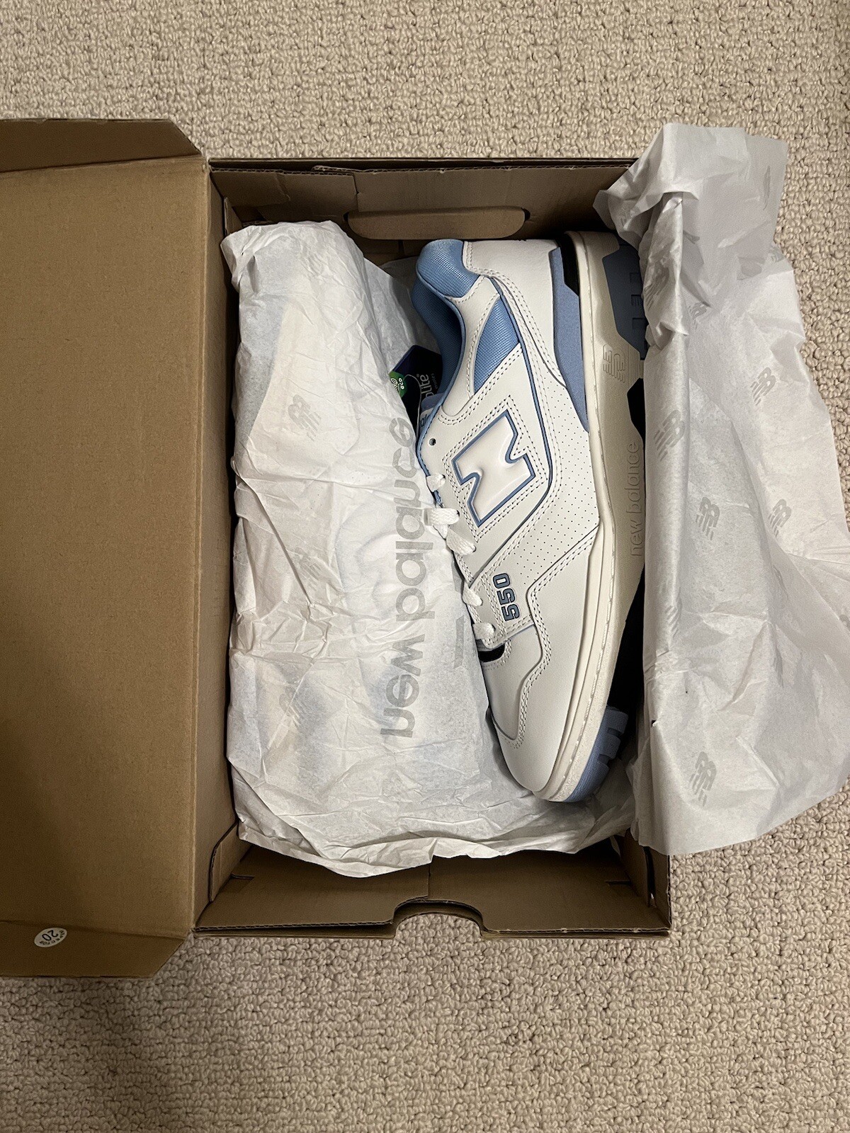 Size 10 – New Balance 550 Team Carolina Blue 2021