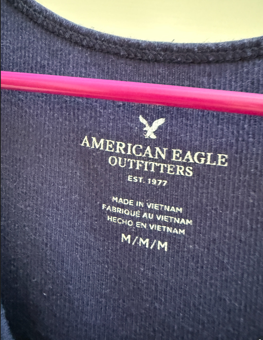 Women’s American Eagle Basic Navy Tank Top Size Medium 95% Cotton/5% Spandex