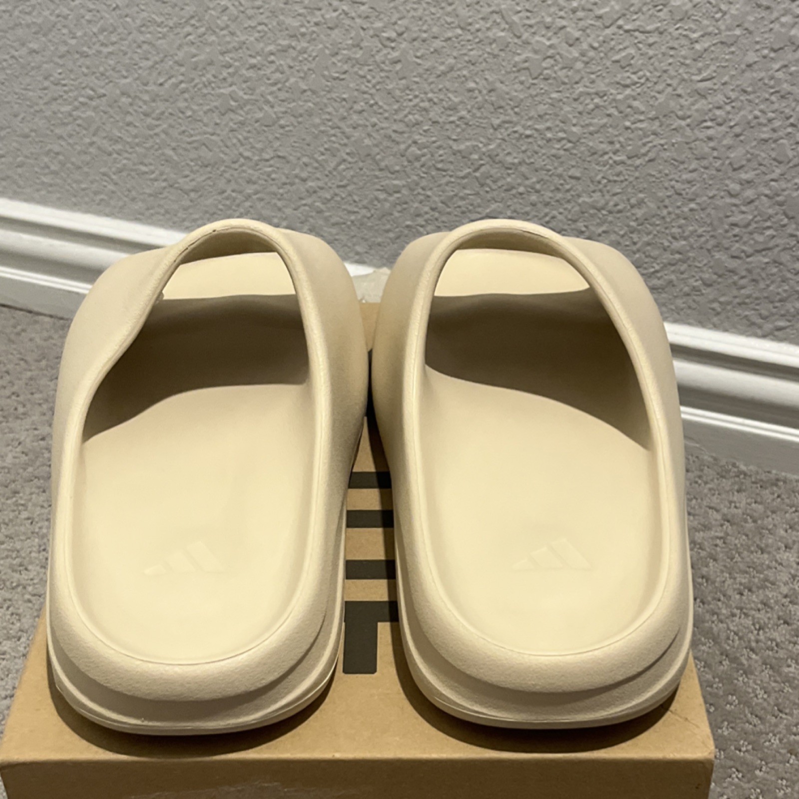 adidas Yeezy Slide Bone (Restock Pair) FZ5897 Size 14M