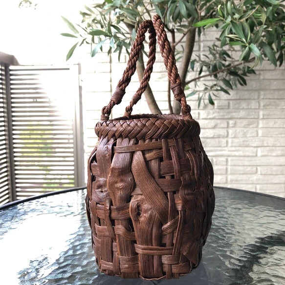 Authentic Wild Basketry Knitted in Japan Precious Wild Grape Vines 8.6″ x 5.9″