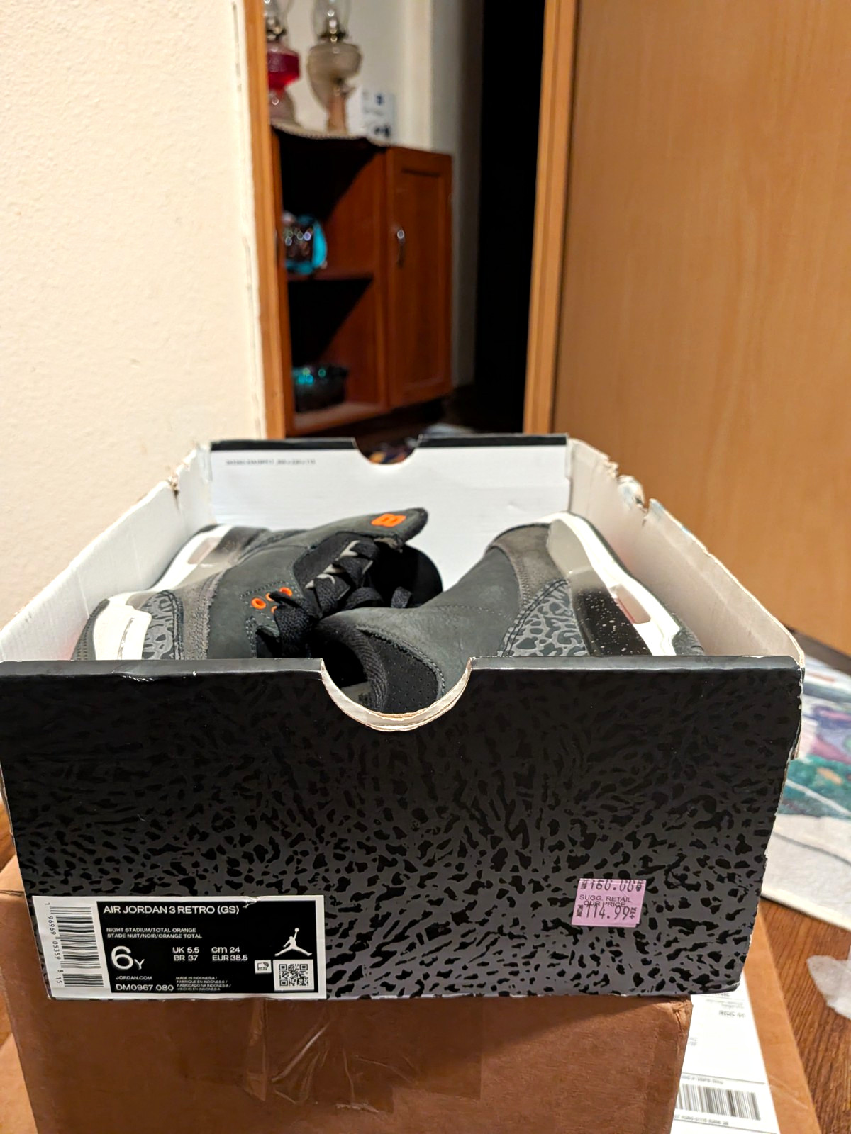 Jordan Air Jordan 3 Retro (GS) Kids 6Y Black/Gray/Orange Sneaker GOOD BOX NO LID