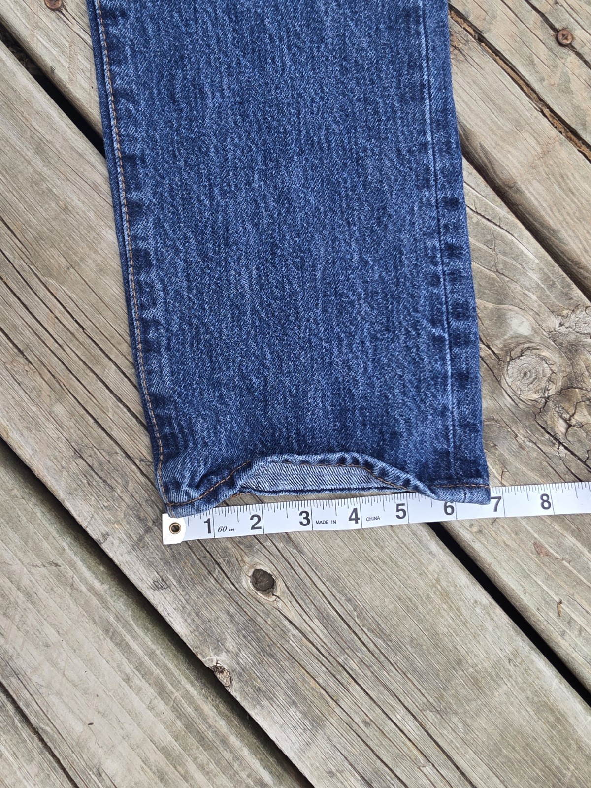 Levi’s 501 Original Classic Fit Straight Leg Men’s Jeans 28×30 Dark Stonewash