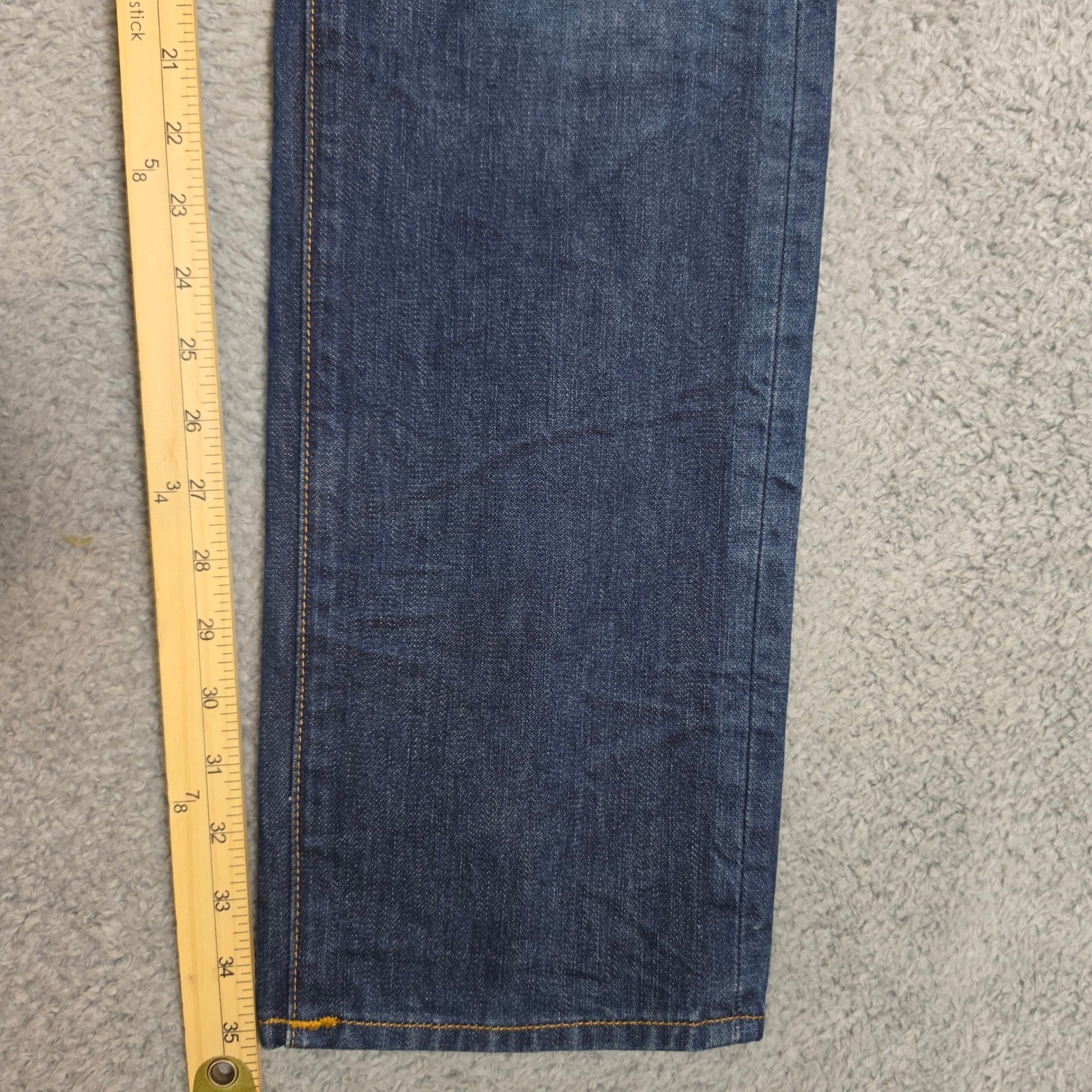 True Religion Geno Relaxed Slim Jeans Mens 32 Blue Excellent Made in USA Denim