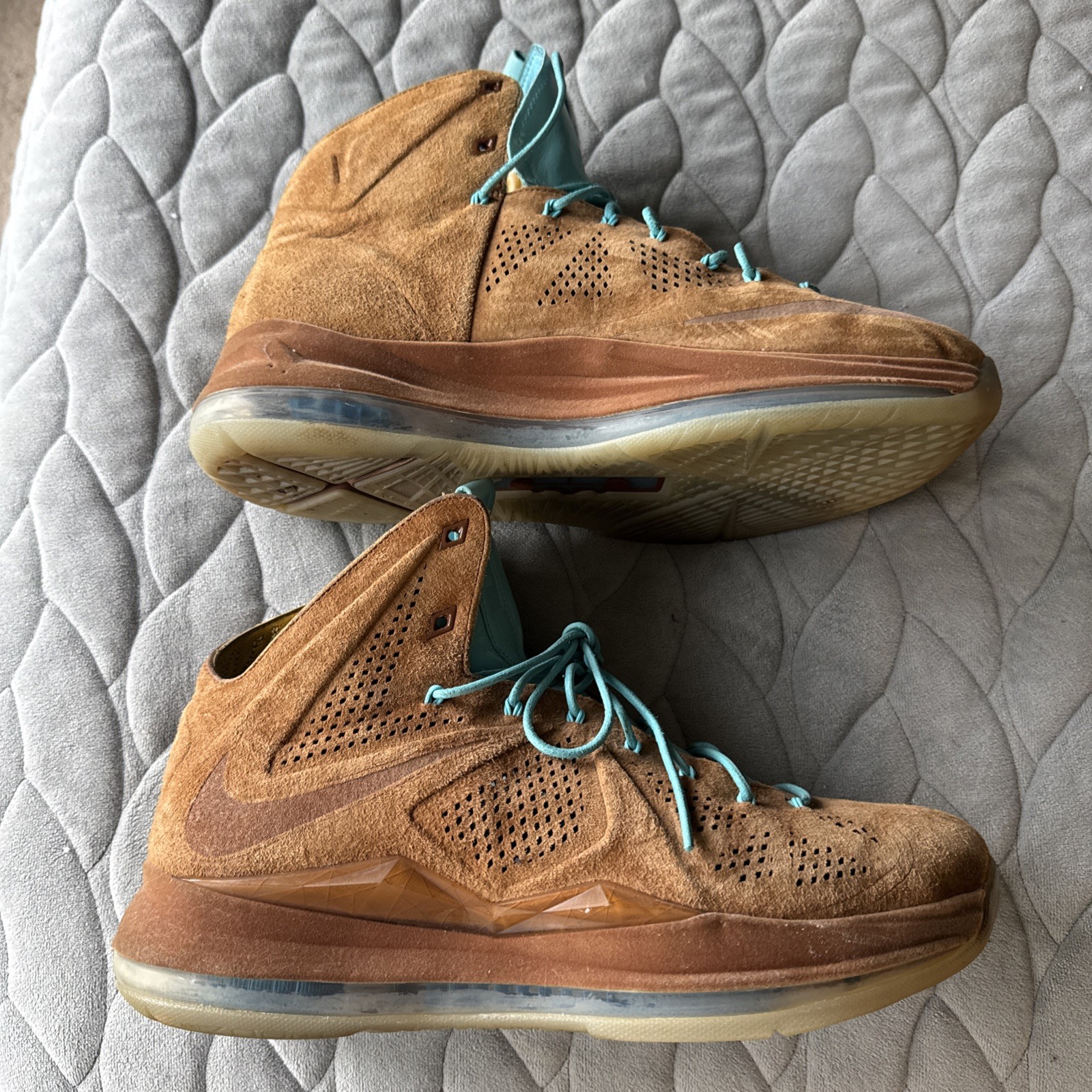 Used Nike LeBron 10 EXT ‘Hazelnut’ Suede Men’s Size 11.5 607078-200 No Box