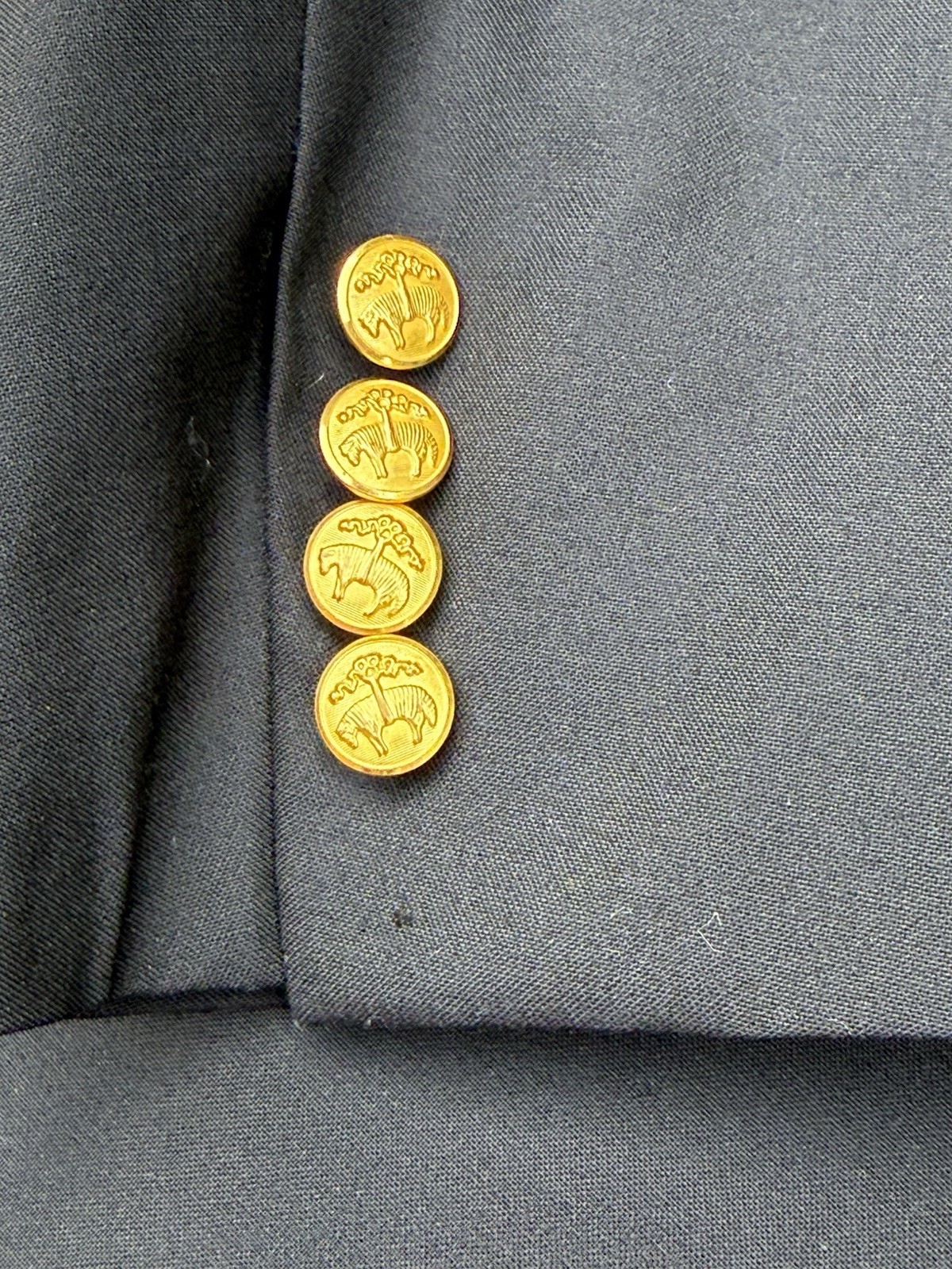 Brooks Brothers Madison Navy Blazer 40R Loro Piana Wool Brass Buttons Staple