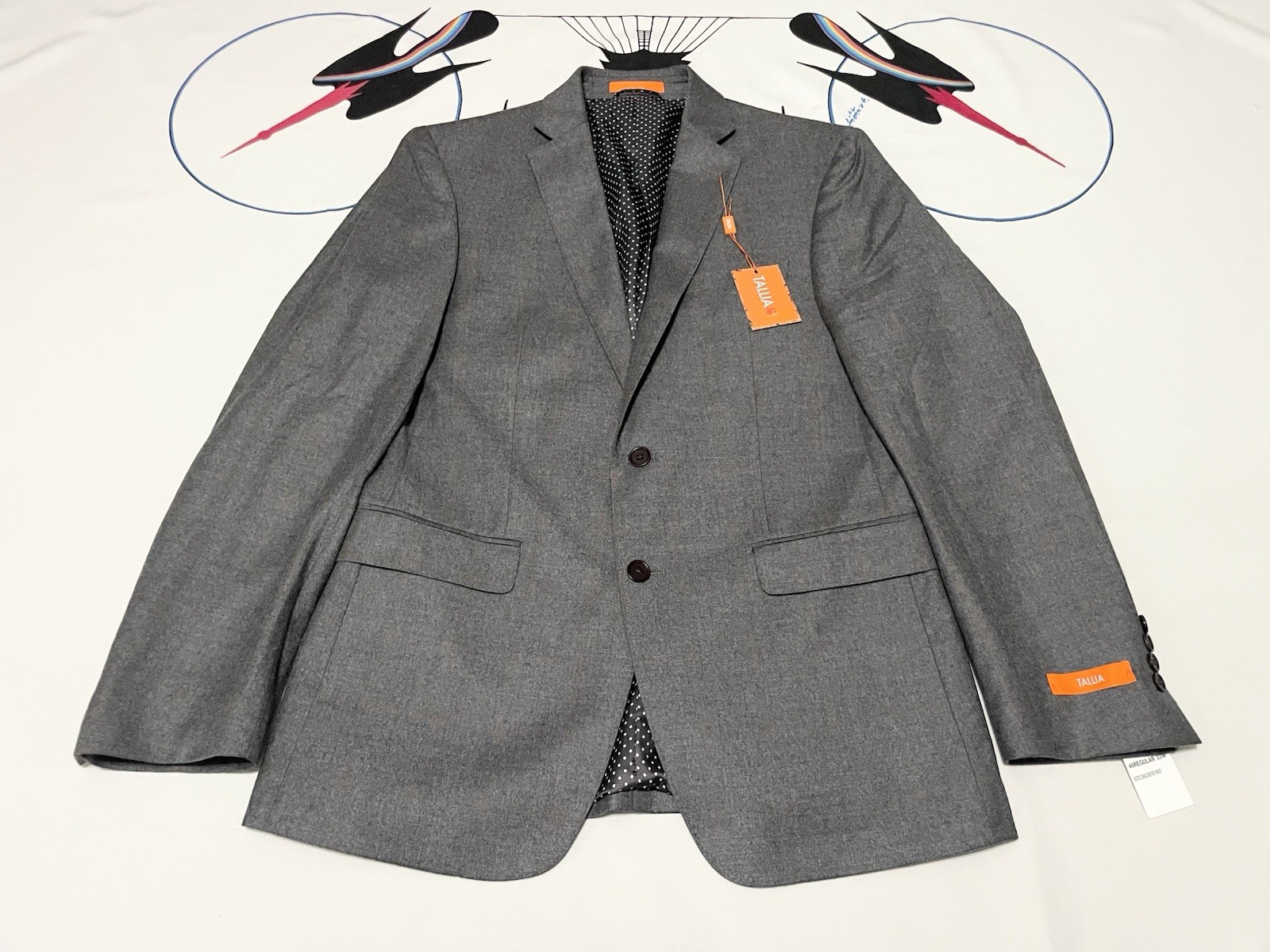 NWT Tallia 2 pc Suit Jacket Blazer 40R Pants 33×31 100% Wool Plaid Gray $650