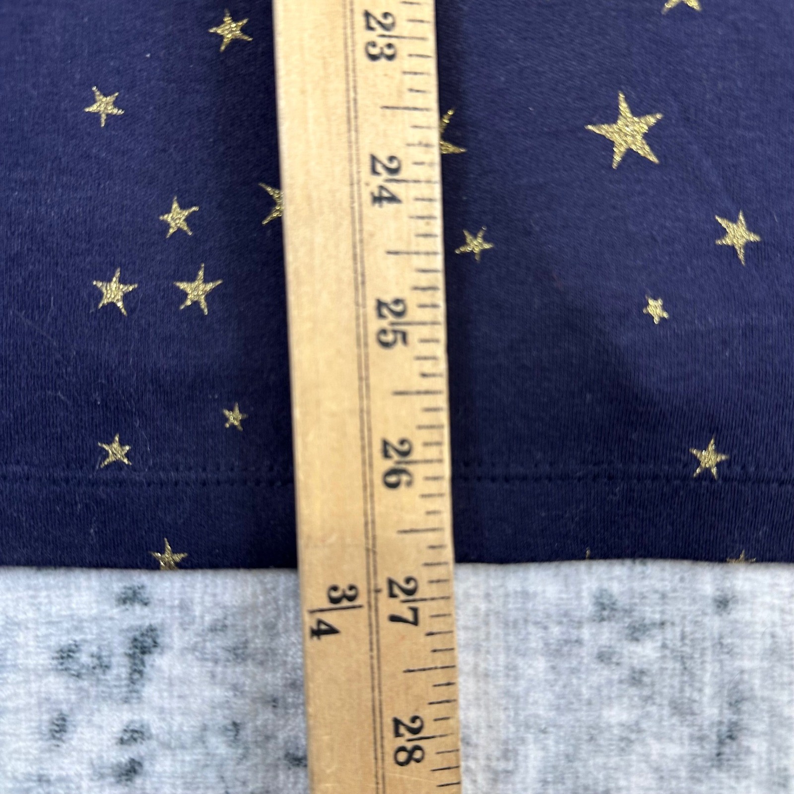 Croft & Barrow Long Sleeve Tee Womens L Navy Gold Star Print Classic Cotton Top