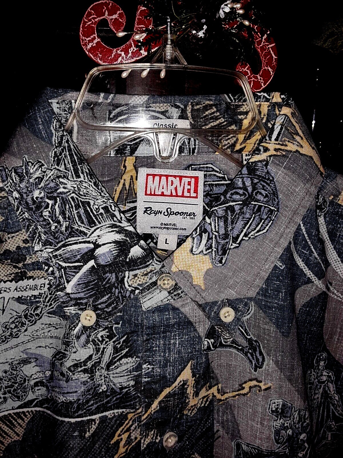 Reyn Spooner Men’s MARVEL AVENGERS AS CLSC BT Full Button Slate Shirts