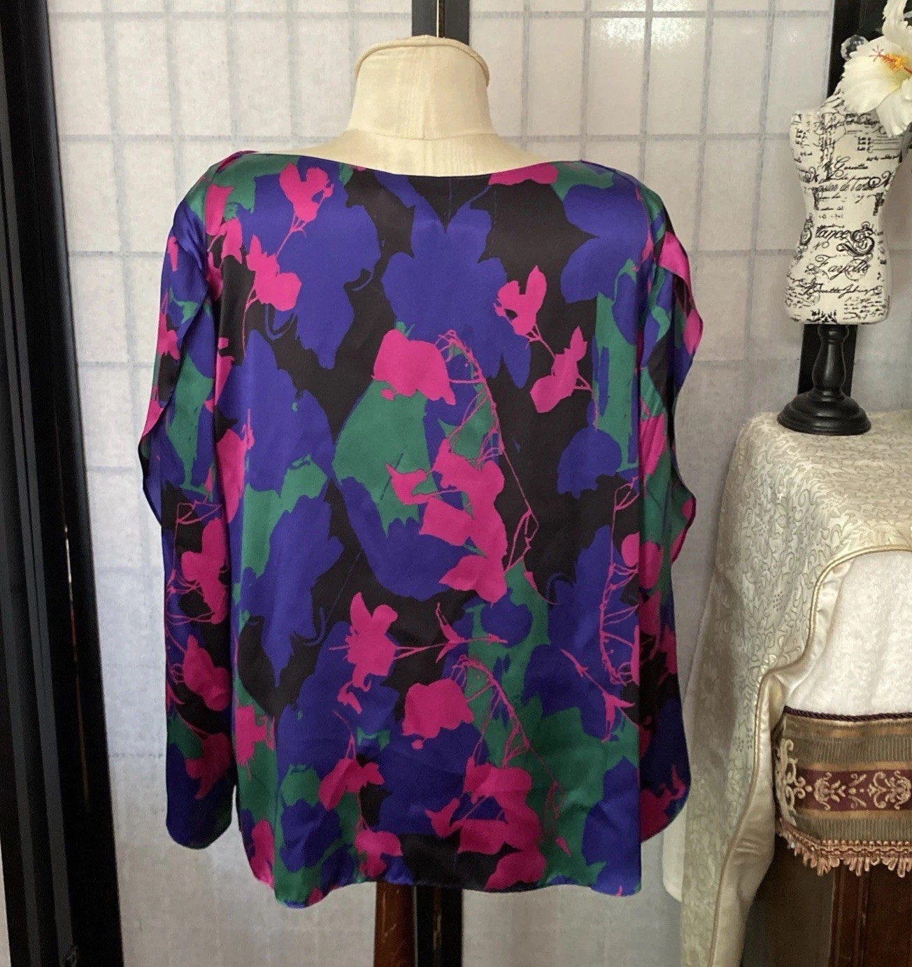 Talbots Wom +18W Multicolor 100% Silk Blouse Slit Sleeves