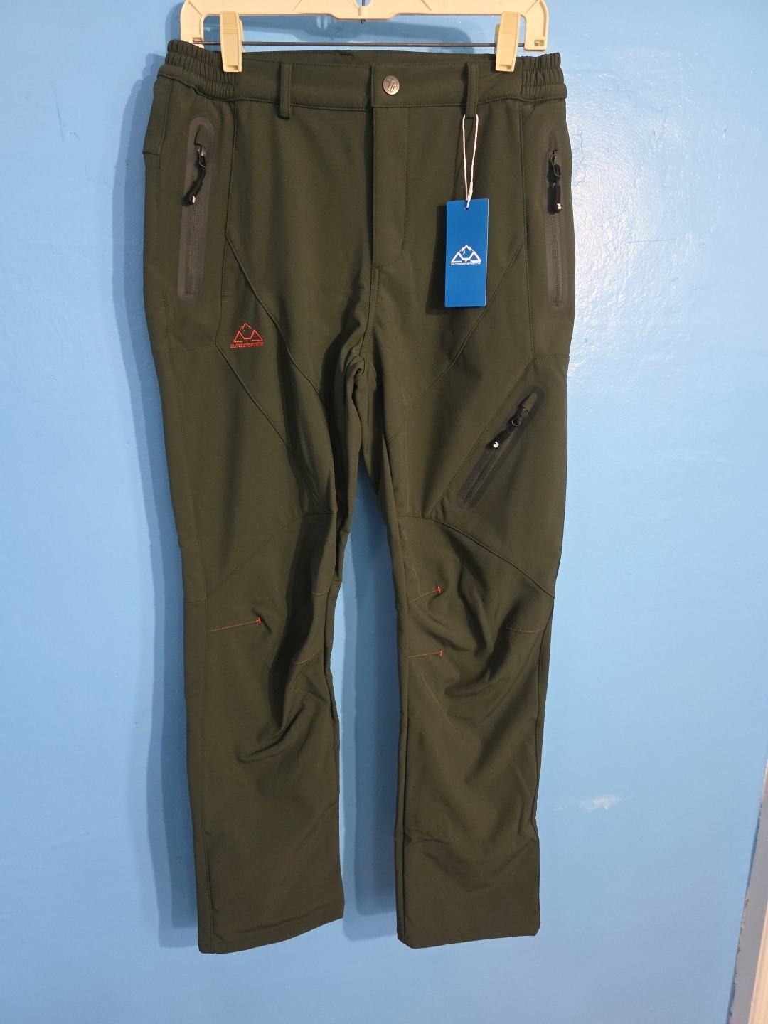 Outdoor Sports NWT Mens Size M Army Green Pockets Insulated Pants