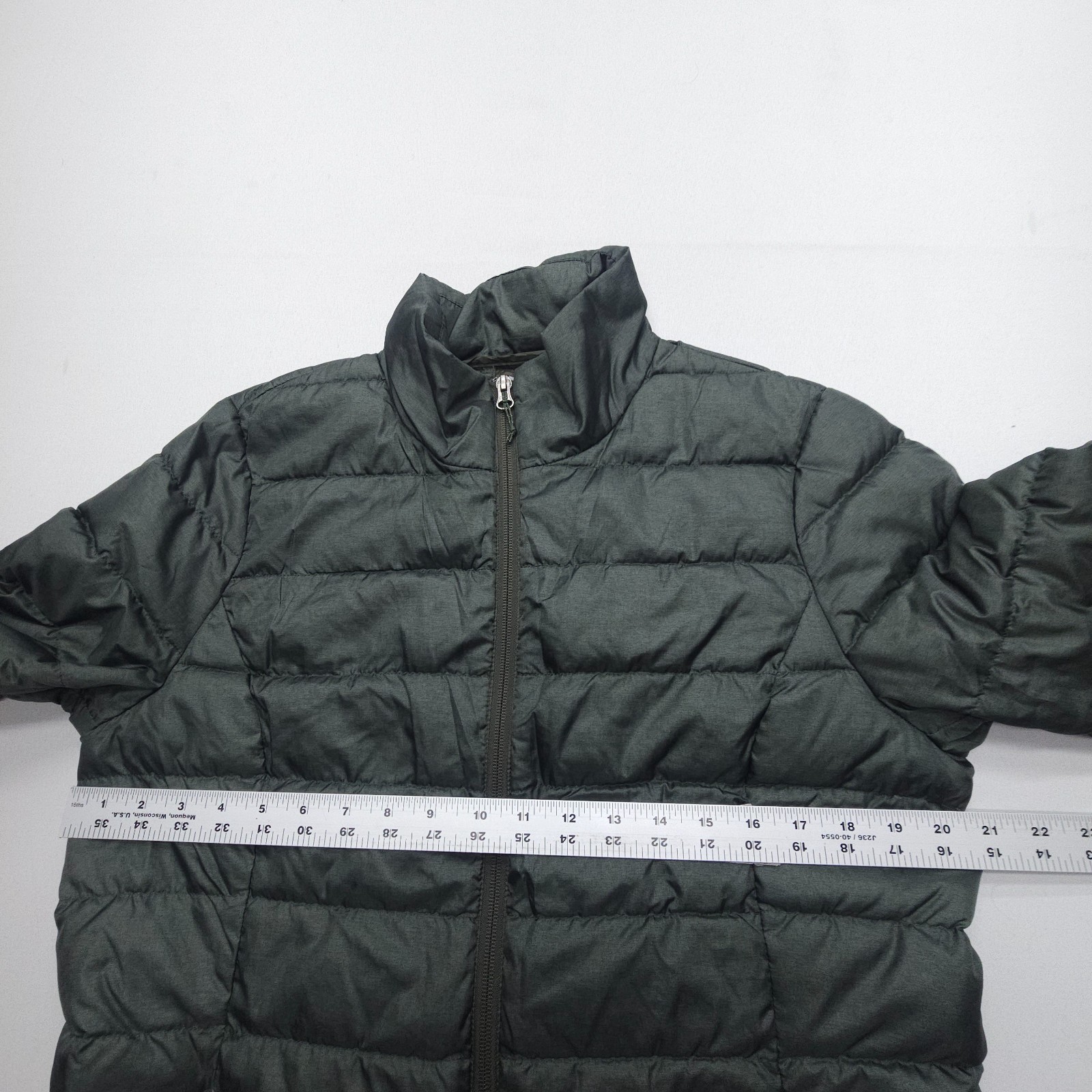Eddie Bauer EB650 Goose Down Puffer Womens Large Hiking Backpacking Green Light