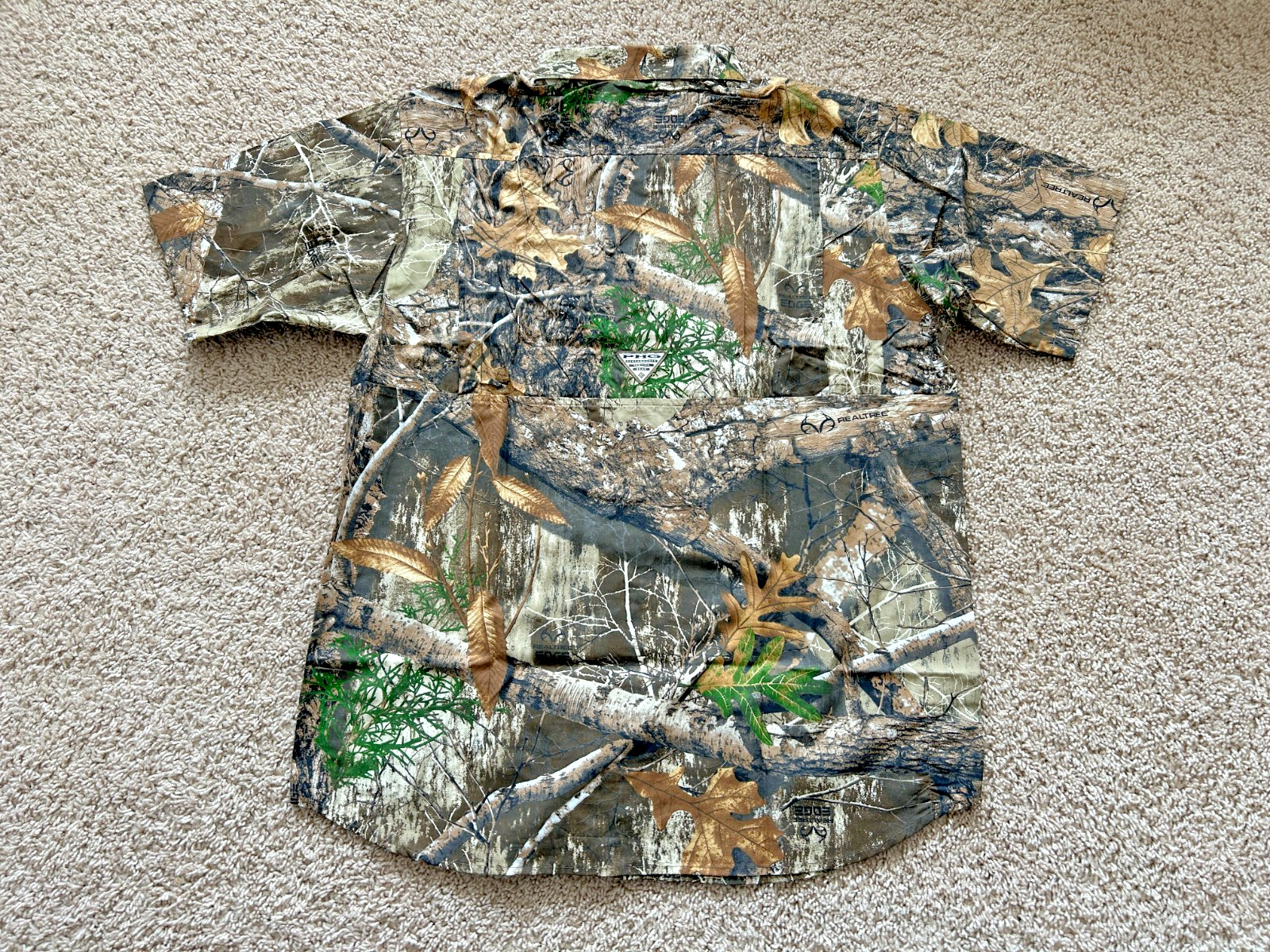 Columbia Mens PHG Super Sharptail Camo Button Up Shirt