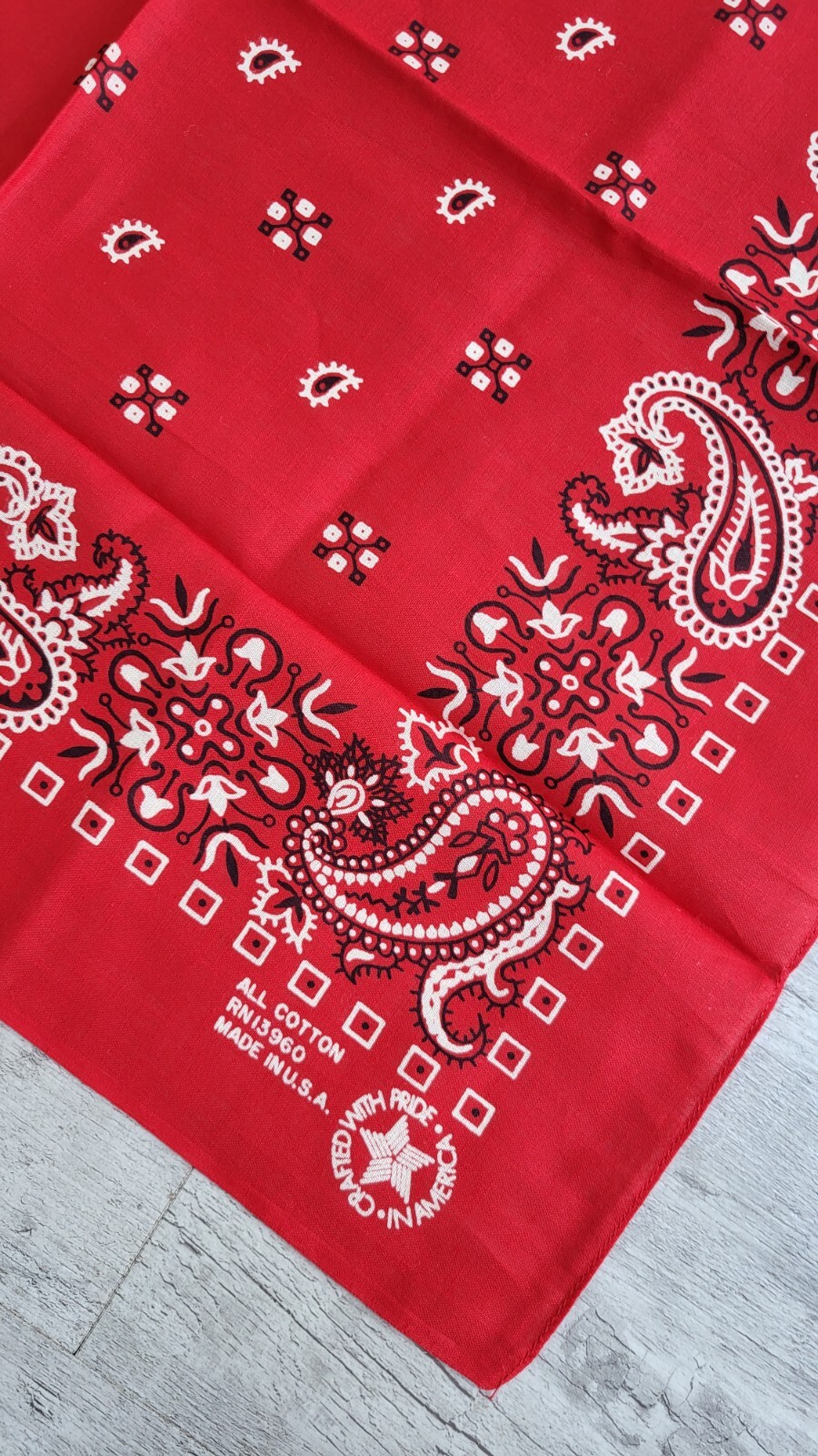 NEW Vintage Red Fast Color Paisley Bandana Handkerchief – RN 13960 – 22″ x 21″