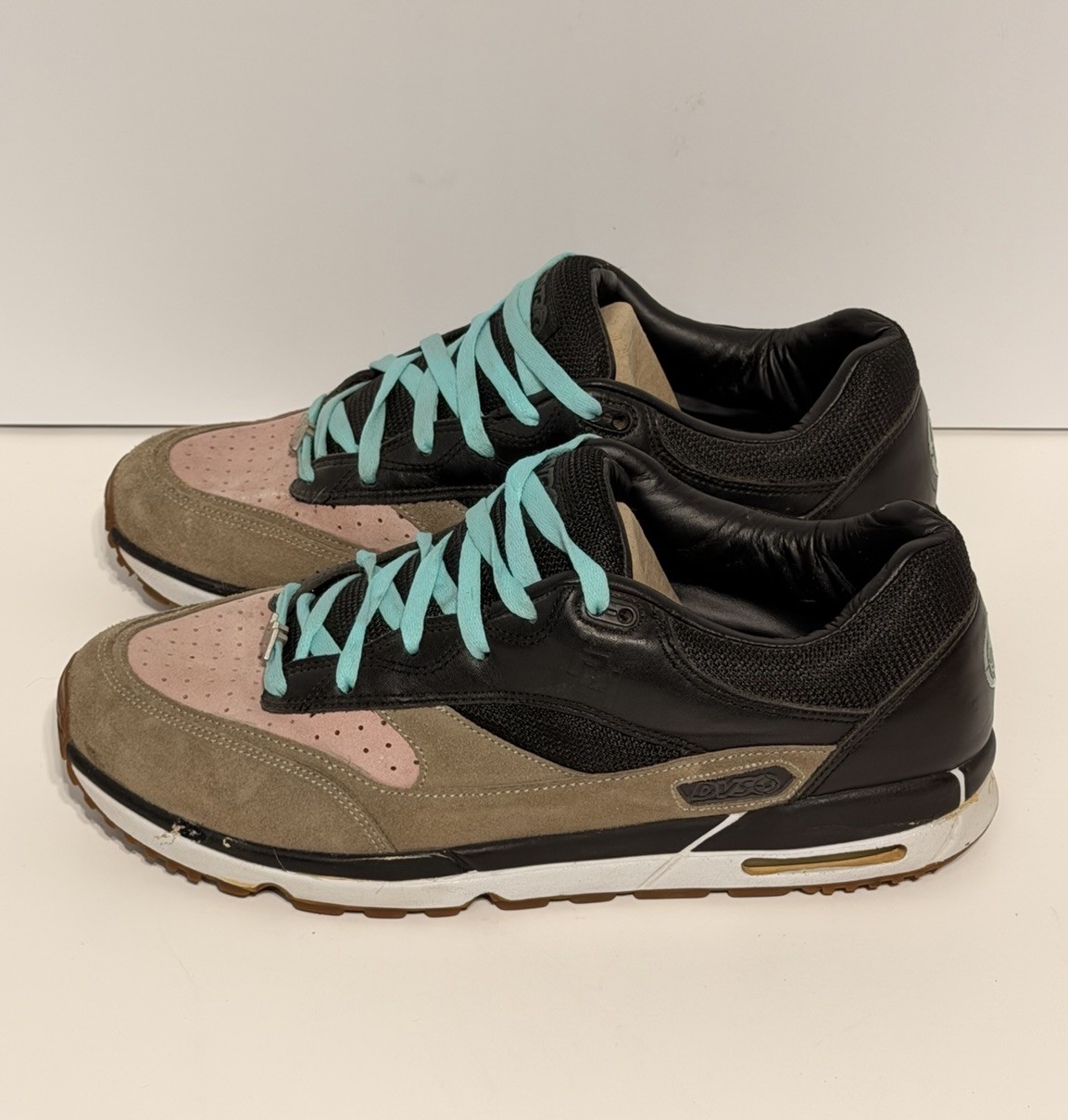 DVS HUF 4 Vintage Skateboard Skate Shoes Men’s Size 11.5 Brown/Black/Pink EUC