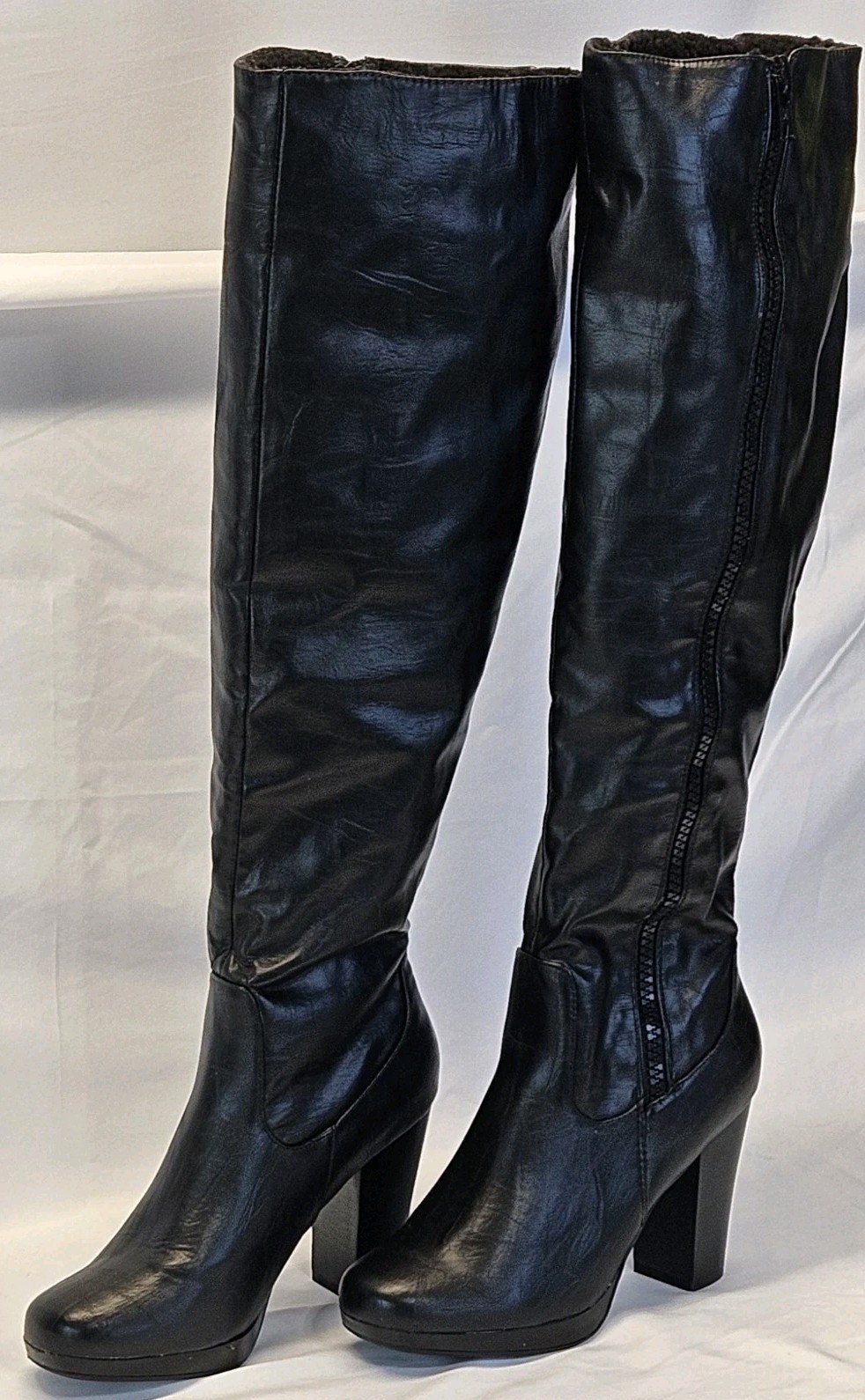 Madeline Stuart “Amnesty” Black All Man-Made Materials Shoes Size 8M