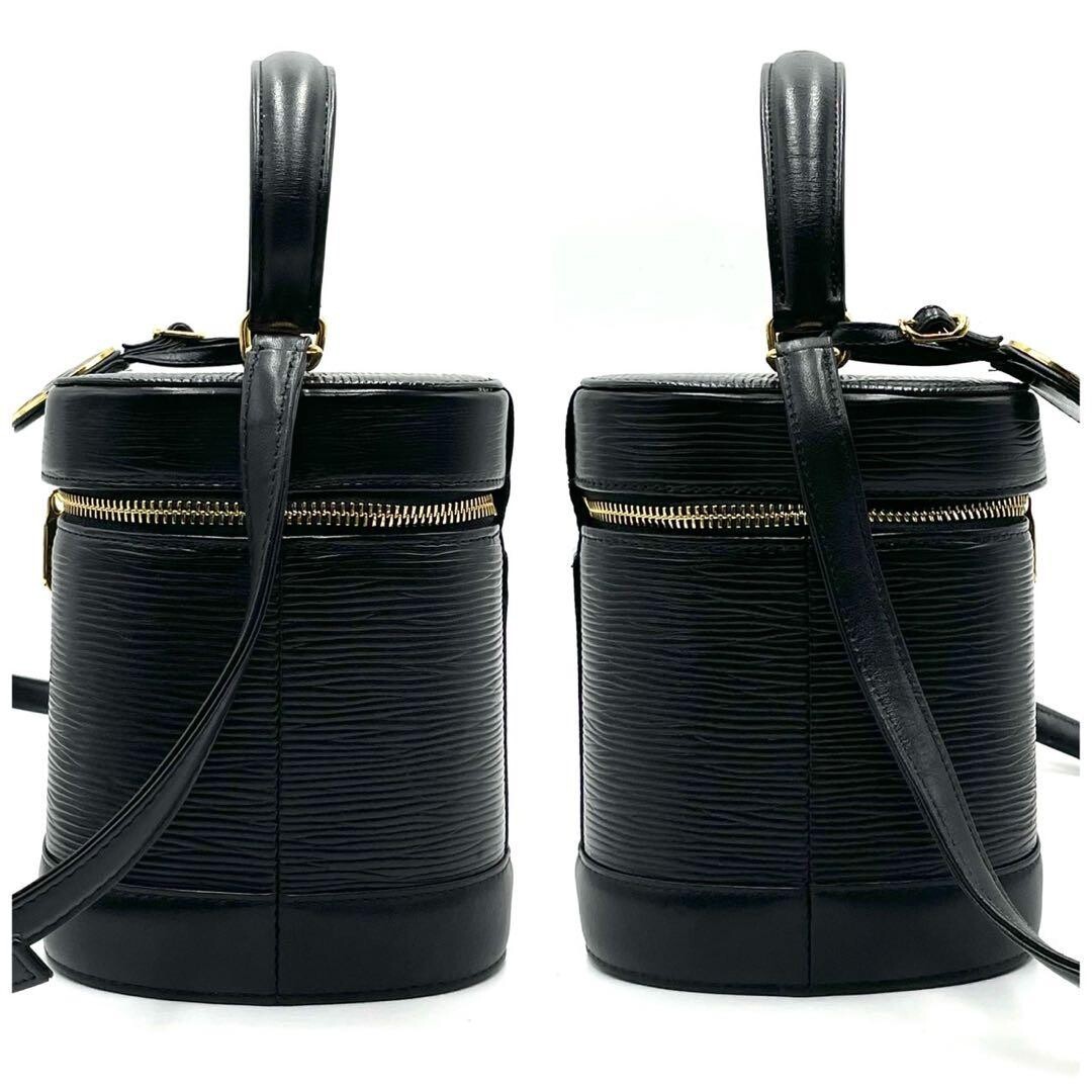 Valentino Garavani 2Way Vanity Shoulder Bag Black Leather Gold Charm Auth
