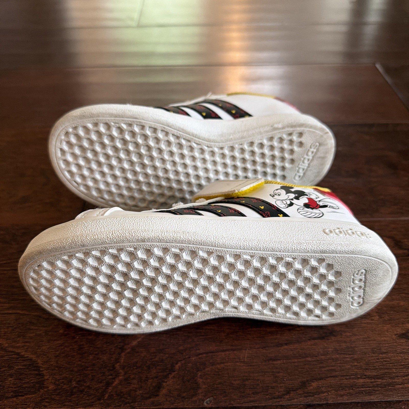 Disney Adidas Kids Size 11k Mickey Mouse
