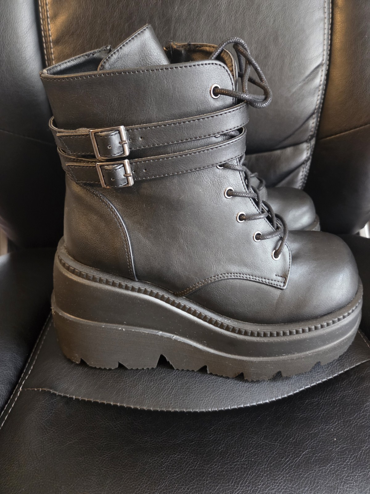 Demonia Shaker-52 Black Technopagan Platform Boots Size 10