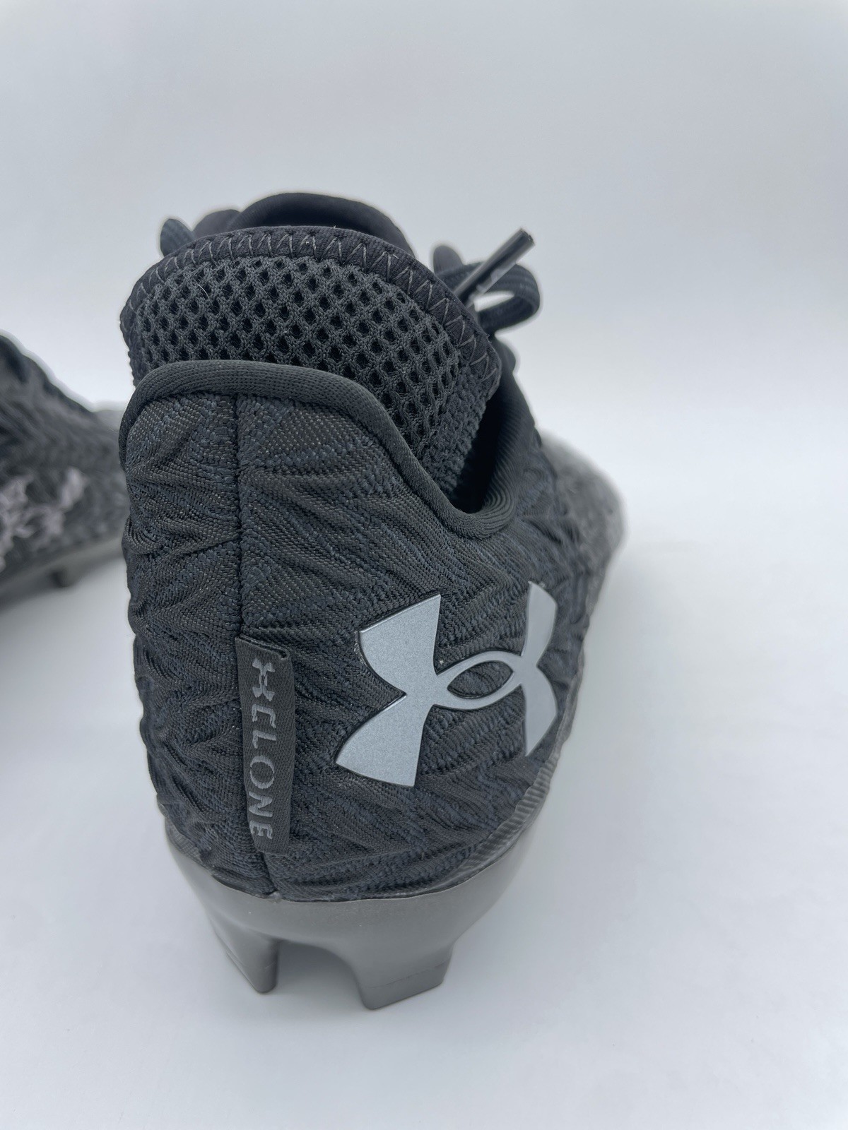 Under Armour Spotlight Clone 4.0 MC “Black” Football Cleats 3027977-001 Size 10