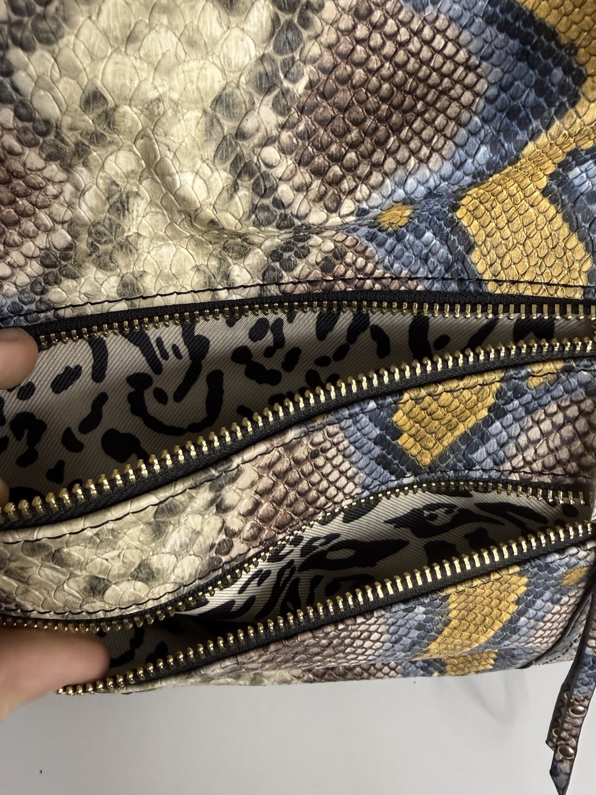 Jessica Simpson Multicolor Snake Print Satchel Zip, Pockets, Strap, Gold