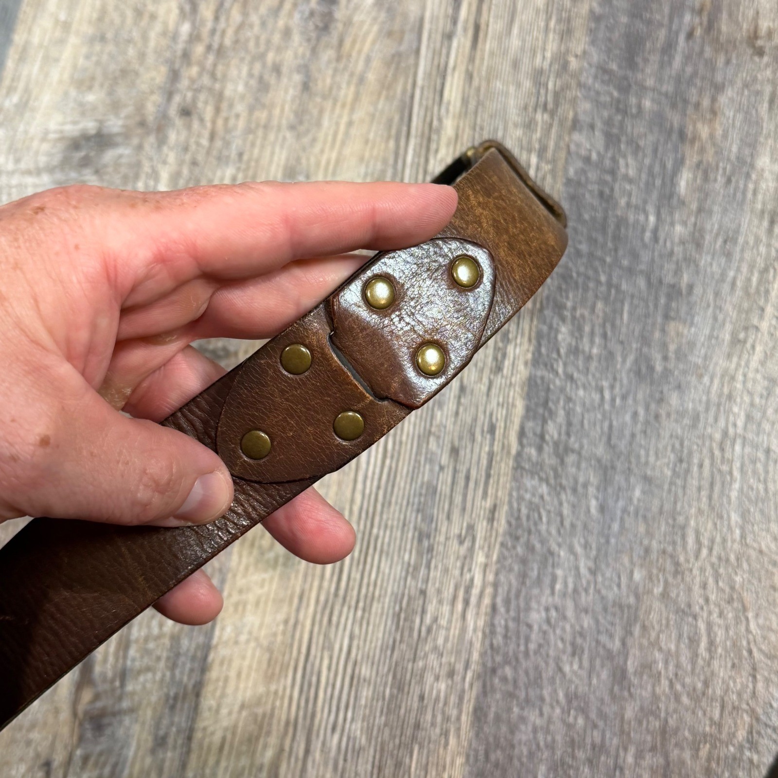 Fossil Brown Leather Studded Belt Womens Medium Distressed Rivet BT3707020