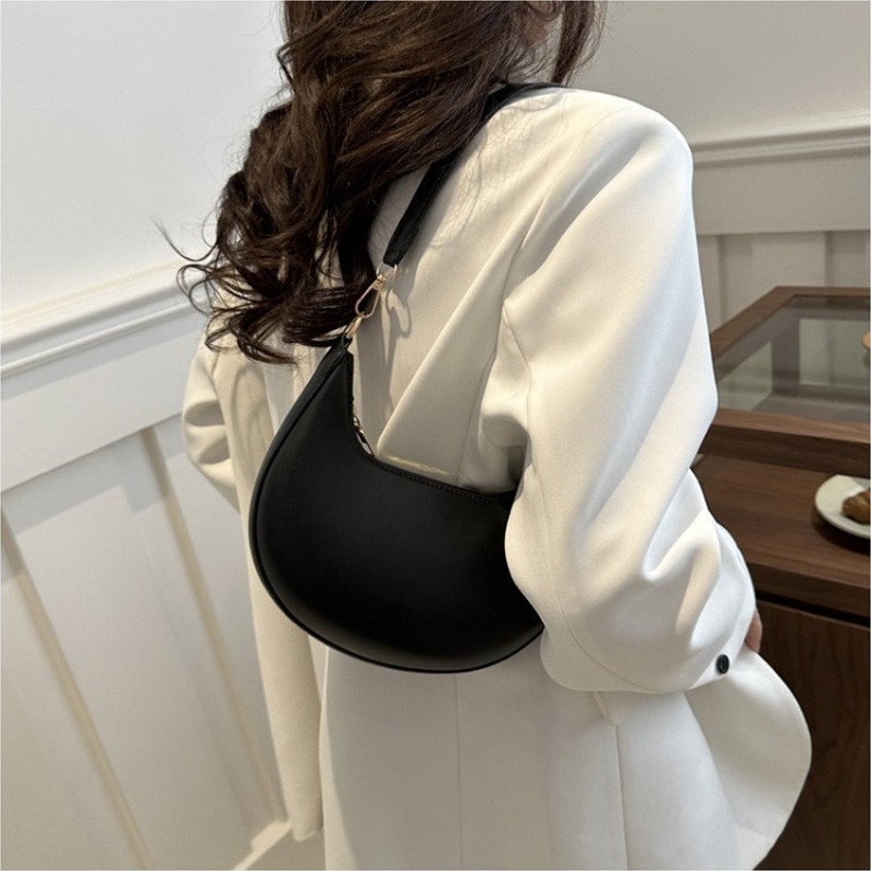 Luxury Moon Shape Shoulder Bag Womens Designer Style Baseball Handbag Purse