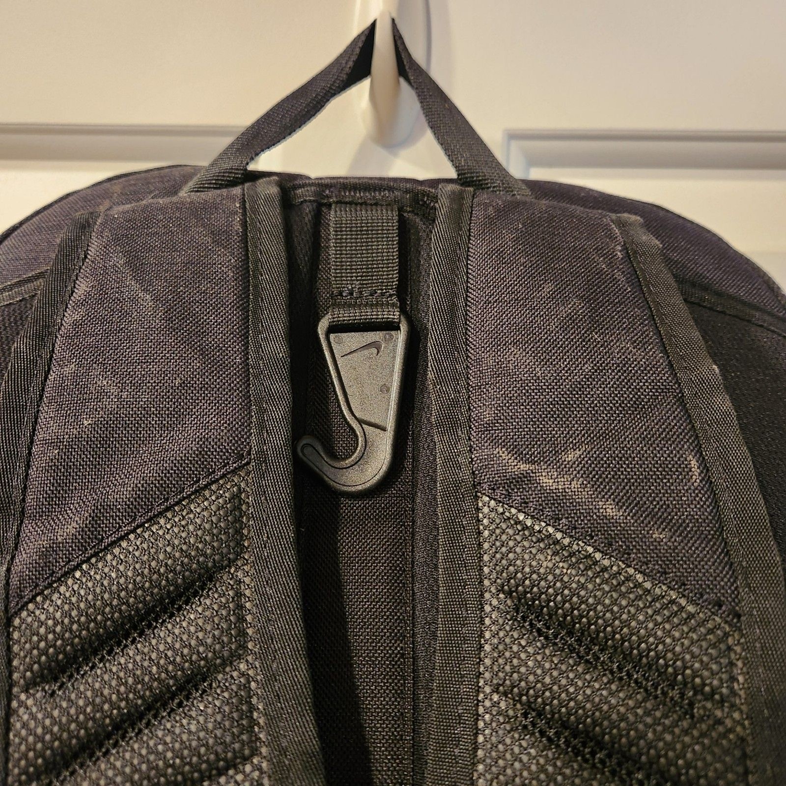 Nike Backpack Hoops Elite Pro Black Gold Basketball Travel Gym Bag Foil Lined