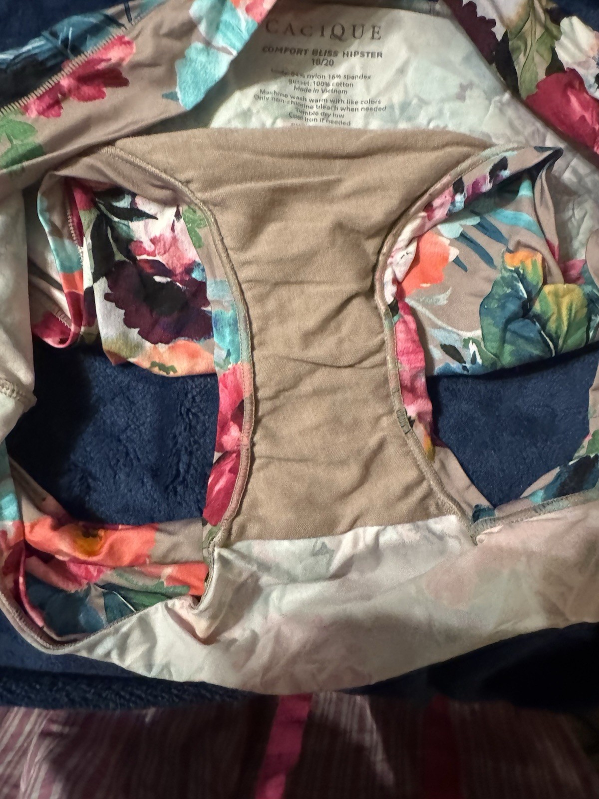 NWT Cacique Bra 48DD Beige Lightly Lined Full Coverage No Wire Plus Size