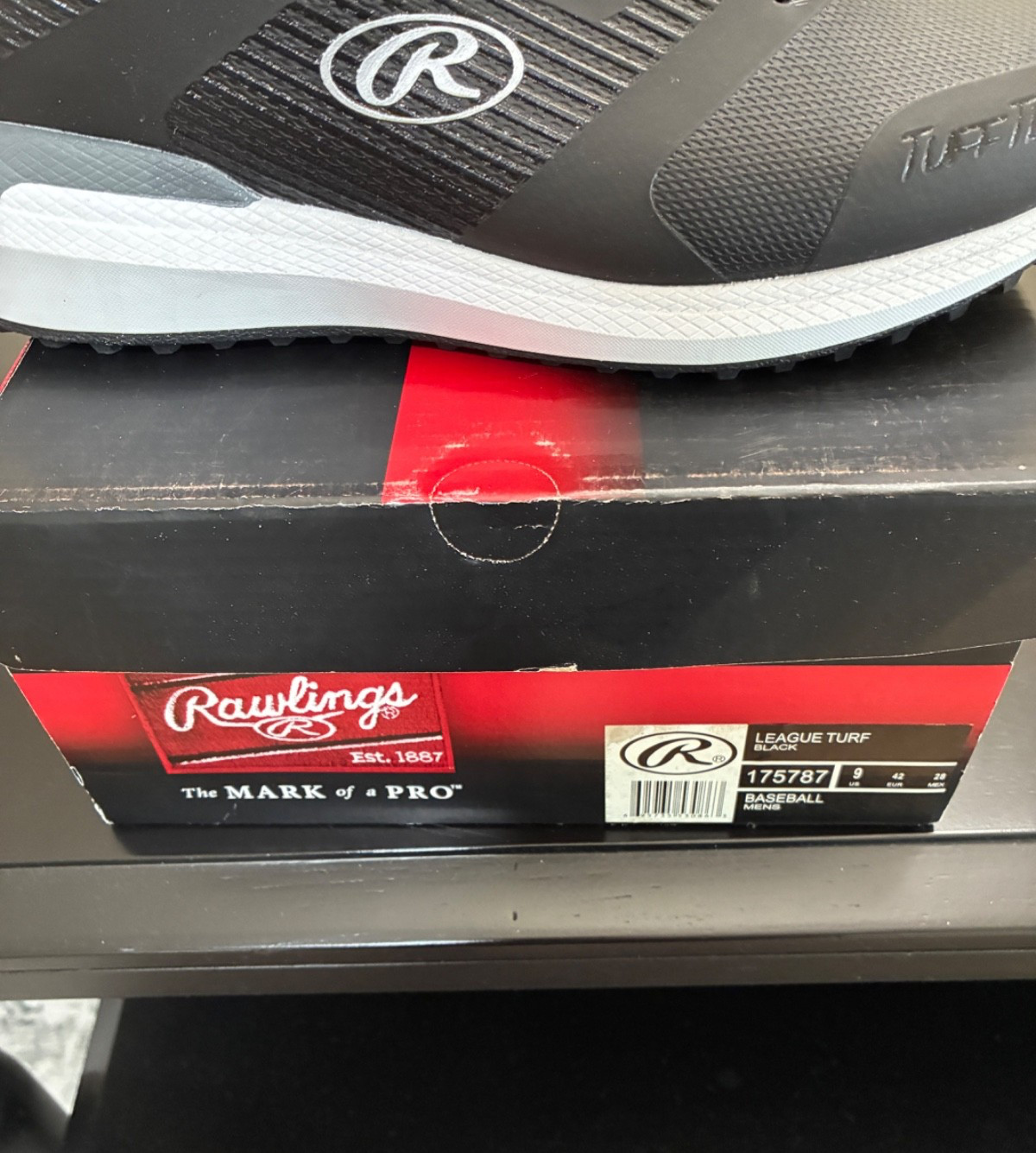 Brand New! Rawlings Men’s League Softball/Baseball Turf Shoes Black Size 9 D