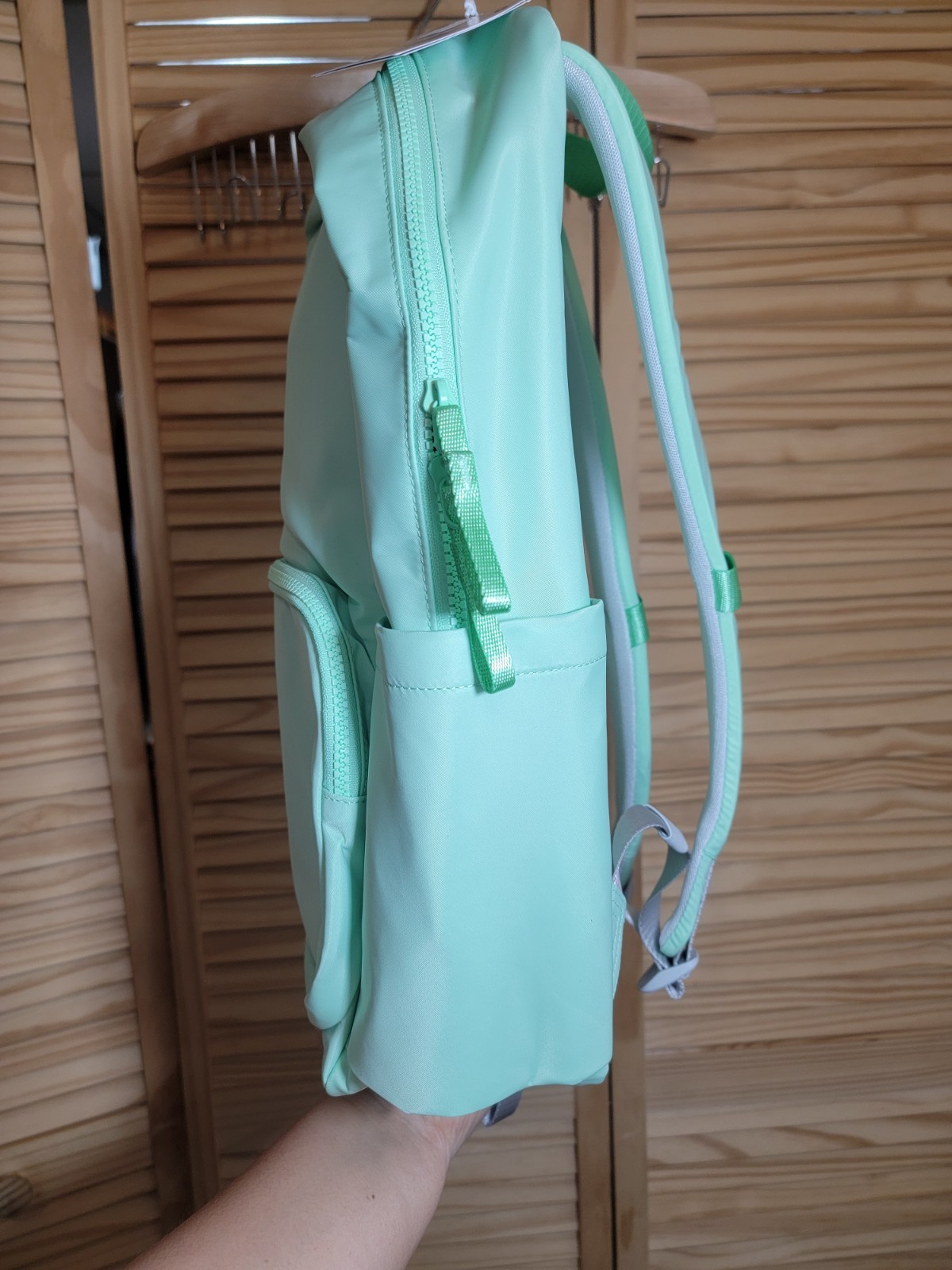 Lululemon Everywhere Backpack 22L NWT In Citra Lime