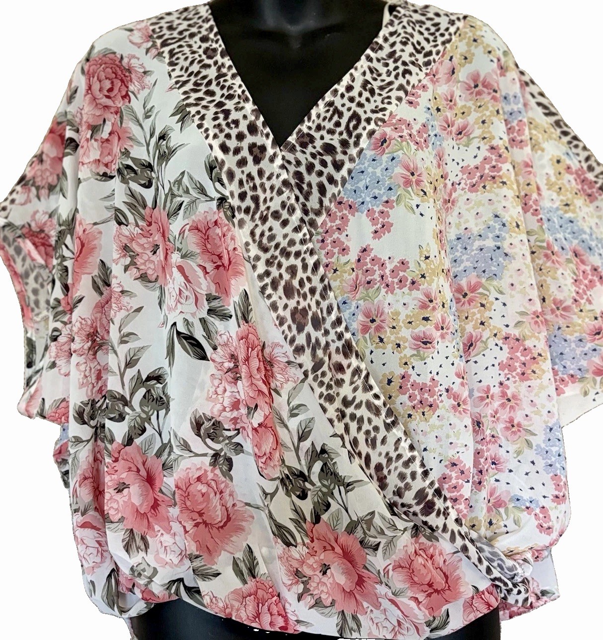 Umgee USA Floral Leopard Mixed Print Surplice Blouse Women’s Small Boho Top