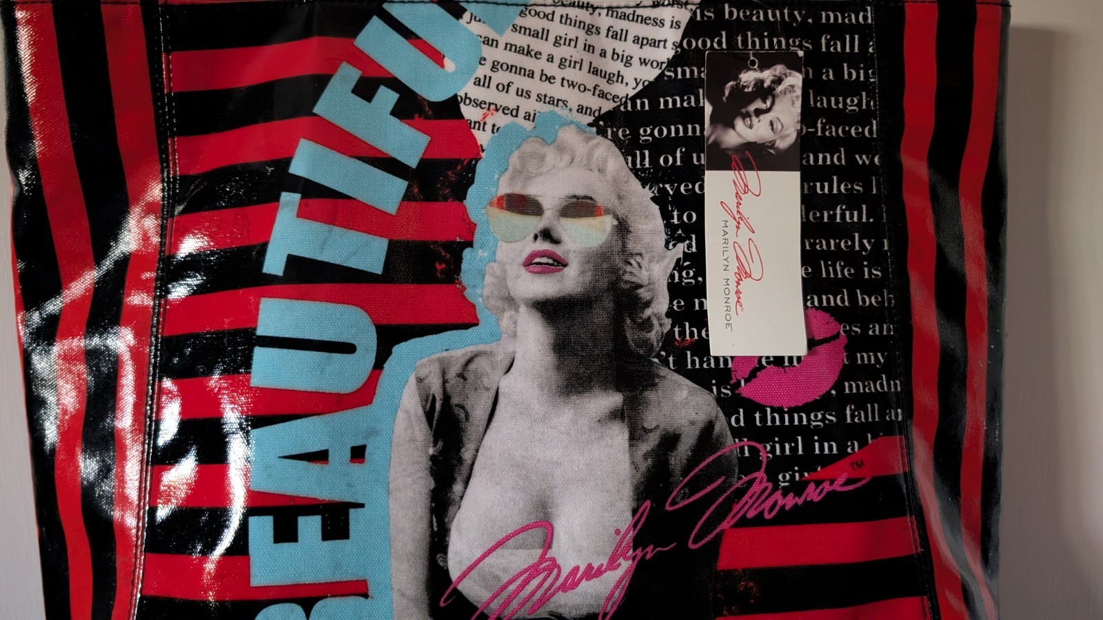 NWT Beautiful Black/Red/White/Blue Tote Bag by Estate Of Marilyn Monroe LLC 2013