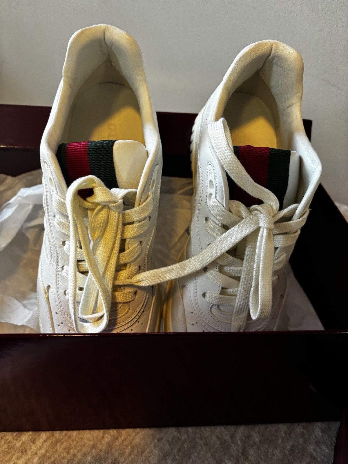 Gucci Men’s White Leather Web Stripe Sneakers Size 7 Model 1886 AADJ9 9097