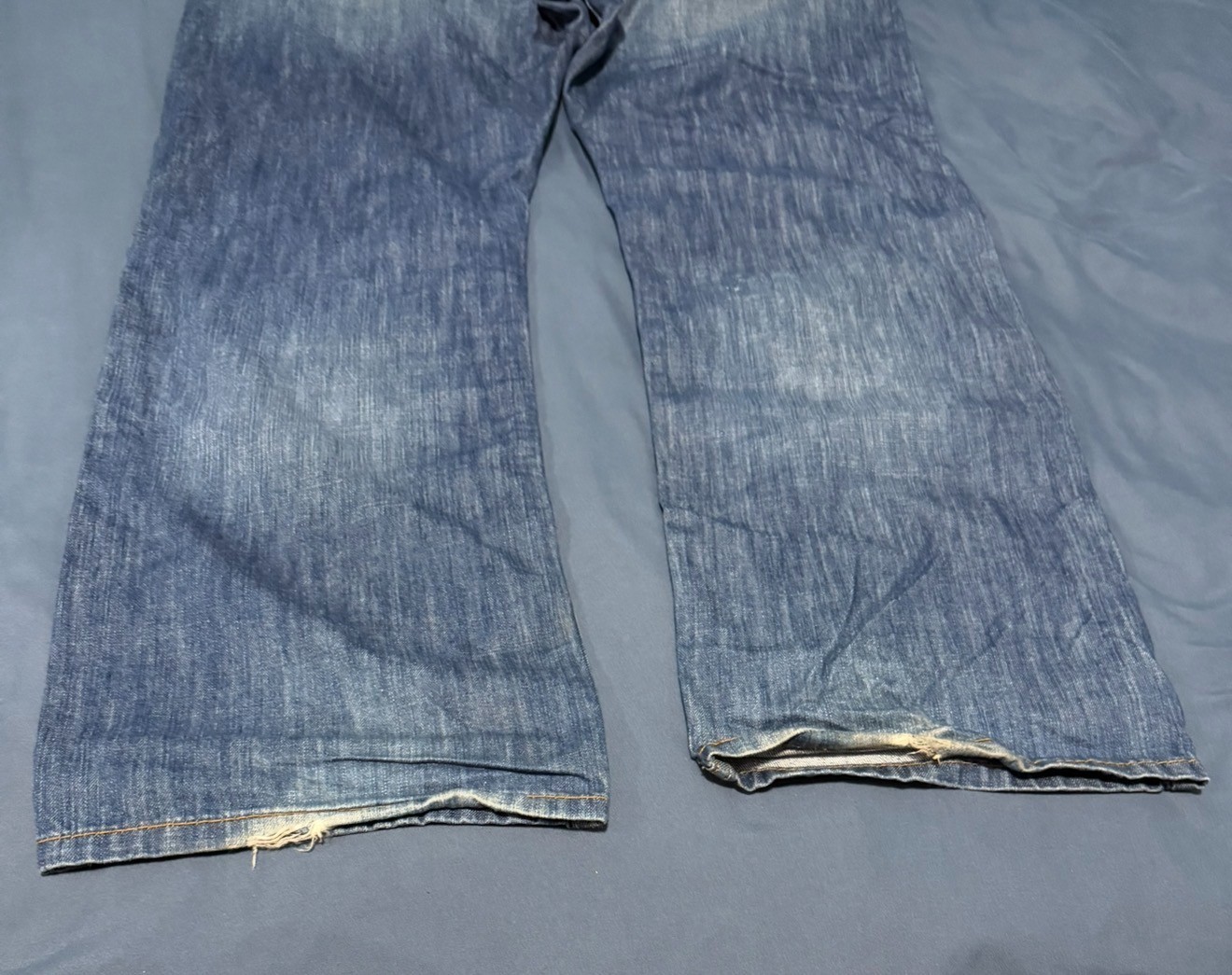 Levis 505 Straight Fit Jeans Mens 36×30 Blue Denim Medium Wash Red Tab Classic