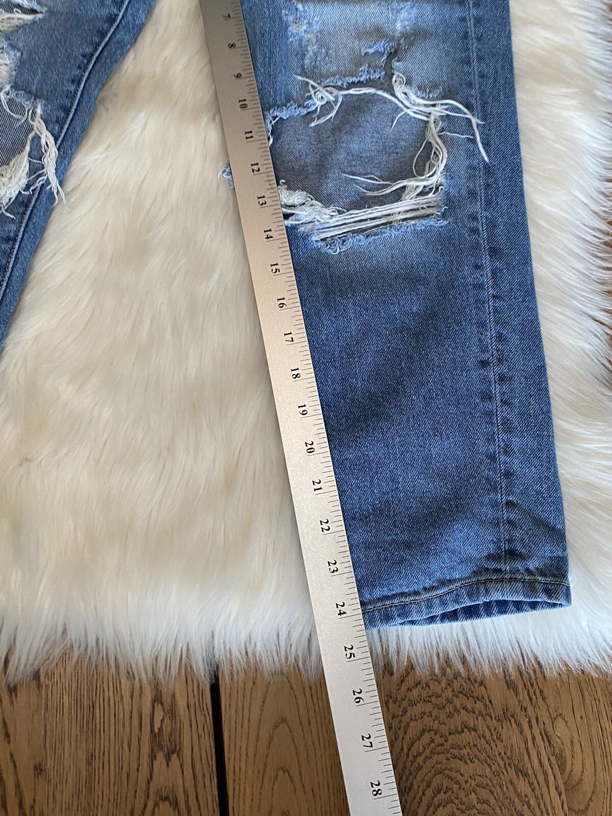 Bridge by Gly Denim Blue Jeans Light Wash Distressed High Rise Mom Fit Sz 28