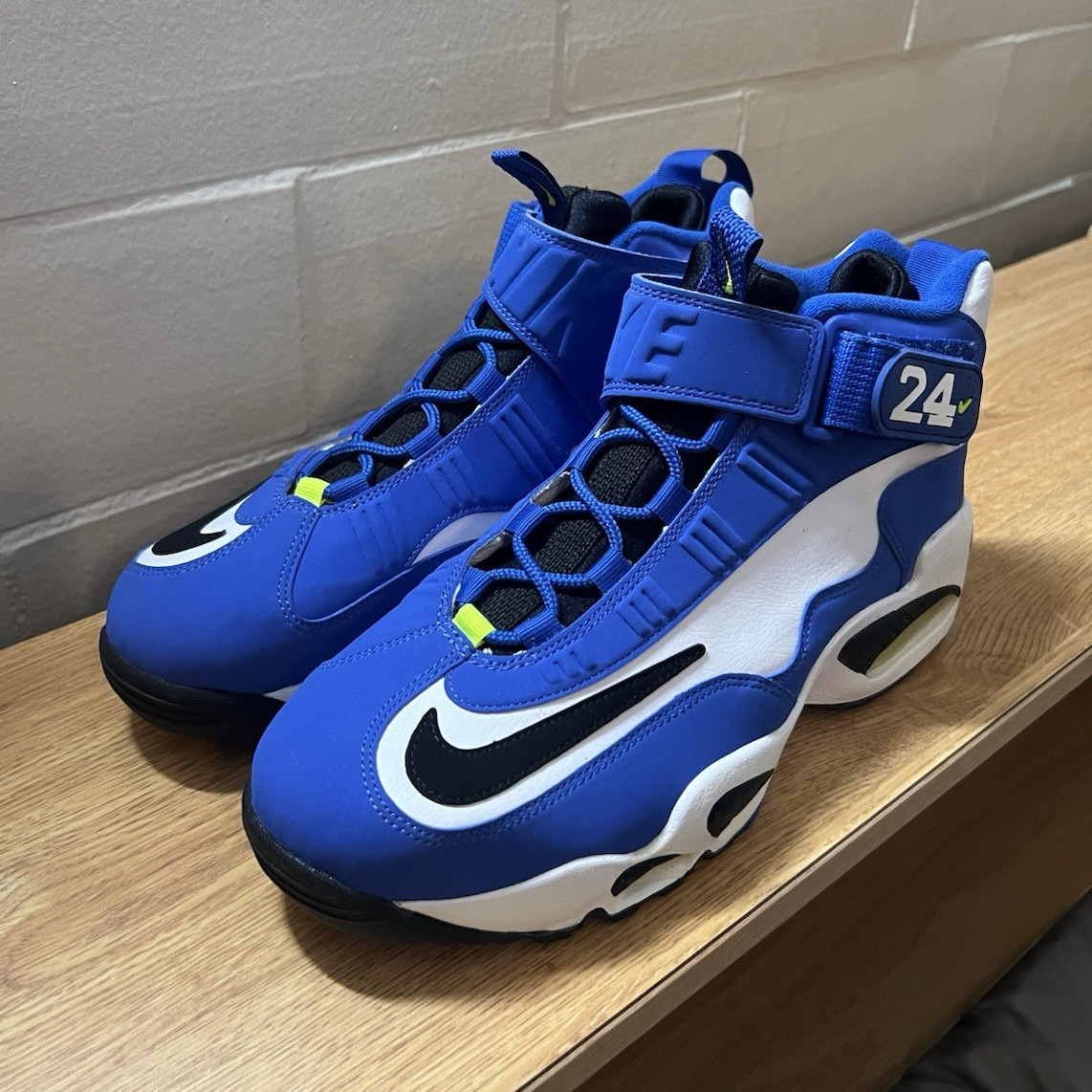 Nike Air Griffey Max 1 Varsity Royal Size 11 DS New Without Box DJ5161-400 2021
