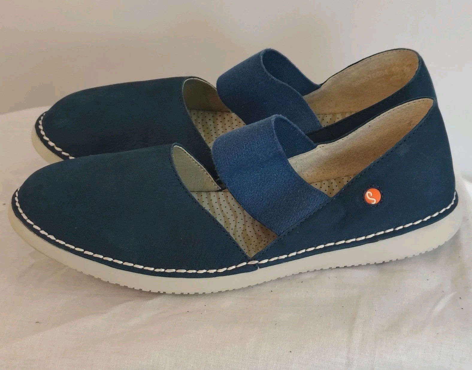 Softinos FLY LONDON Teja Mary Jane Navy Nubuck Leather Flats EU 40 / US 9-9.5