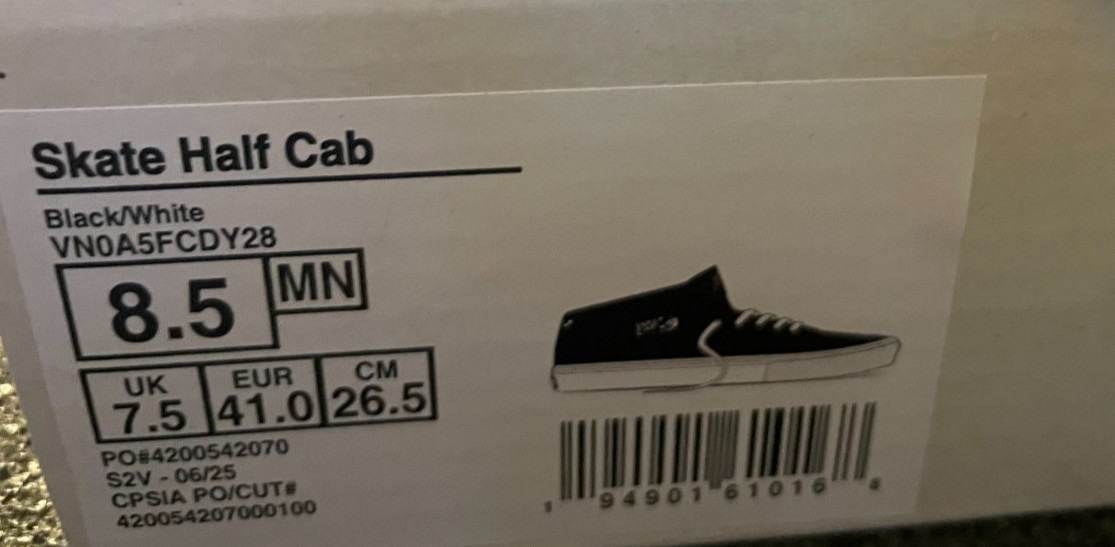 Vans “Skate Half Cab” Sneakers (Black/White) Classic Skate Shoes SIZE 8.5